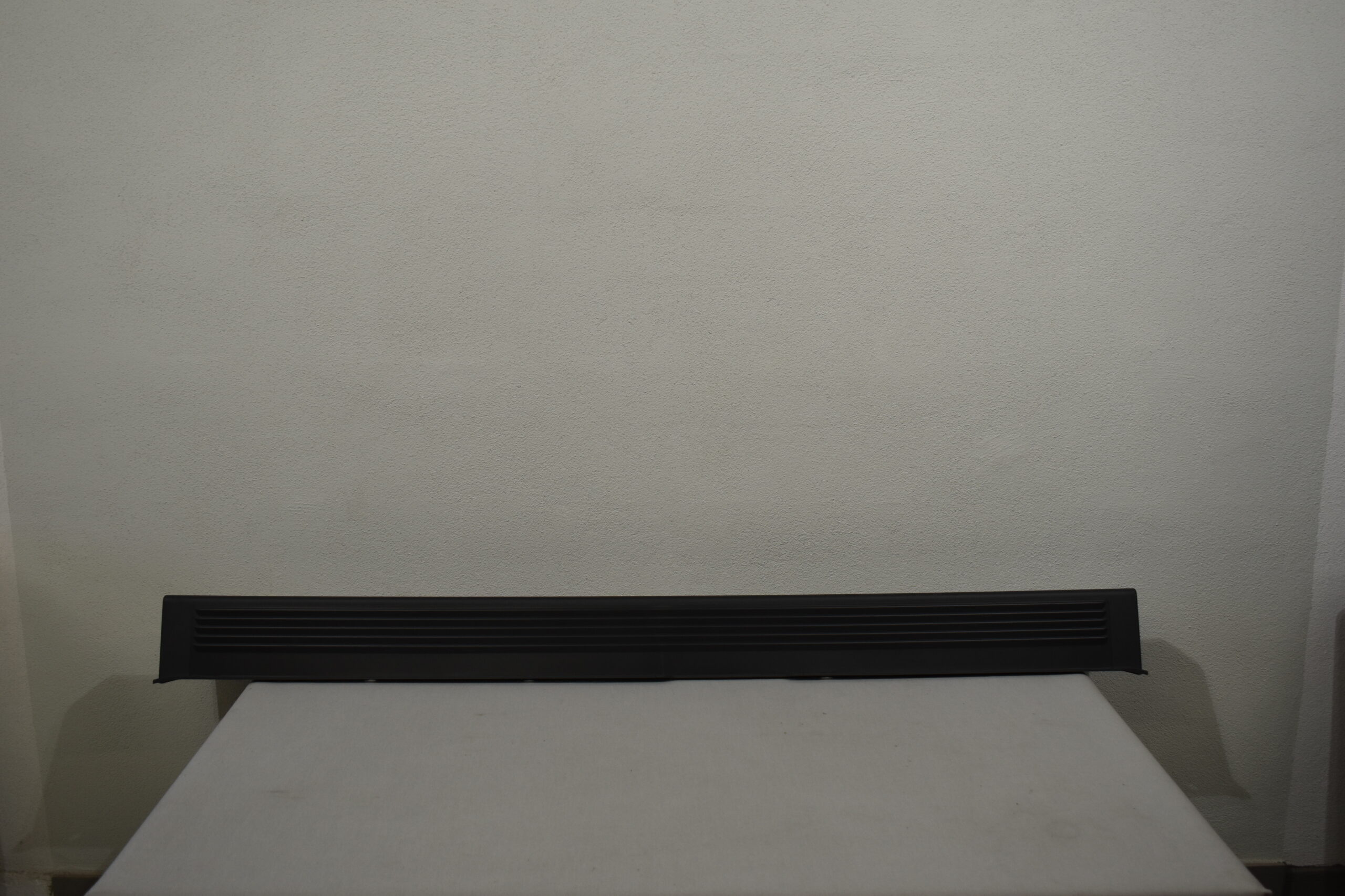 Original Fiat Ducato Zierleiste hinten; dunkel grau