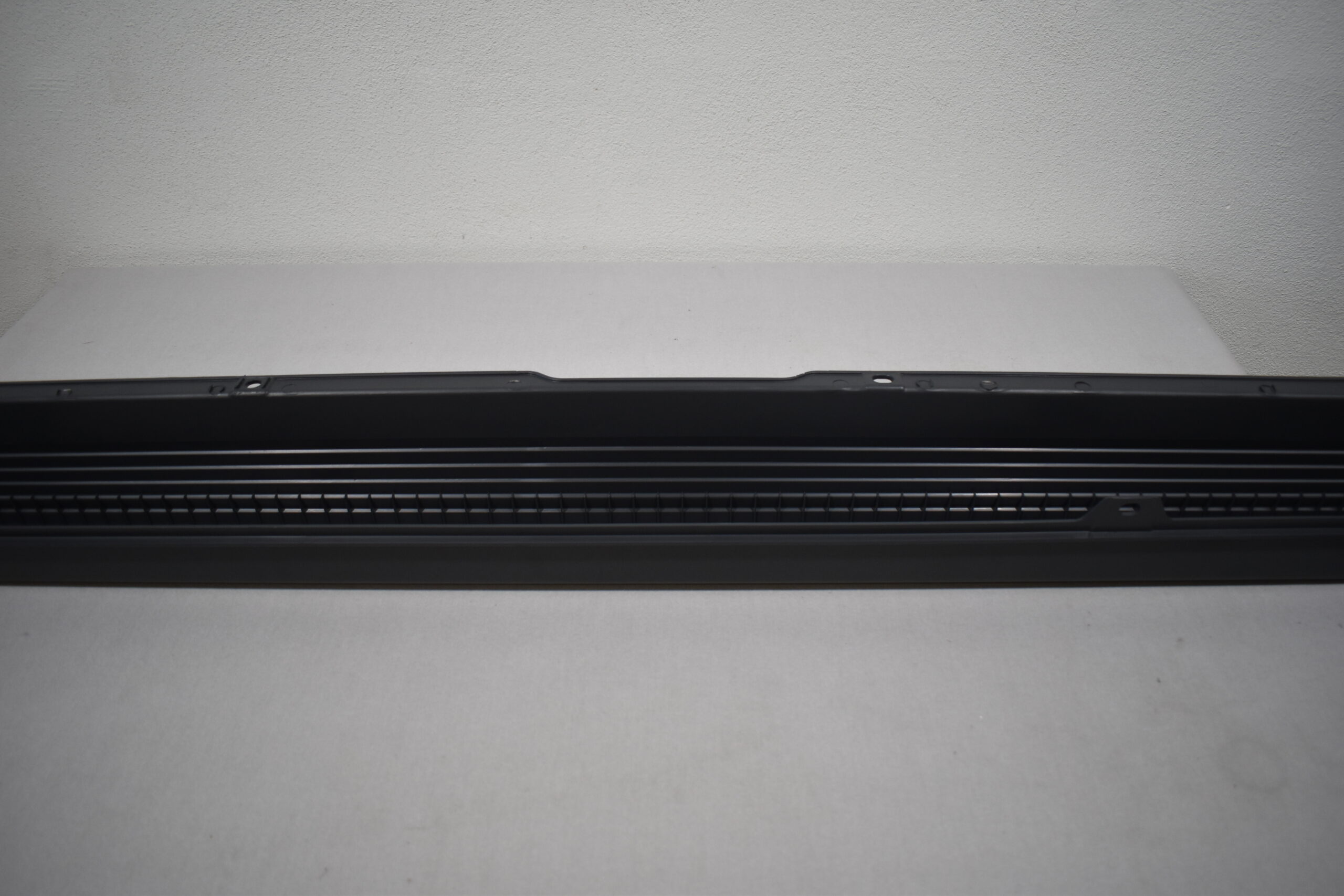 Original Fiat Ducato Zierleiste hinten; dunkel grau