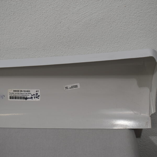 Fender rechts; Sport Fiat 2000