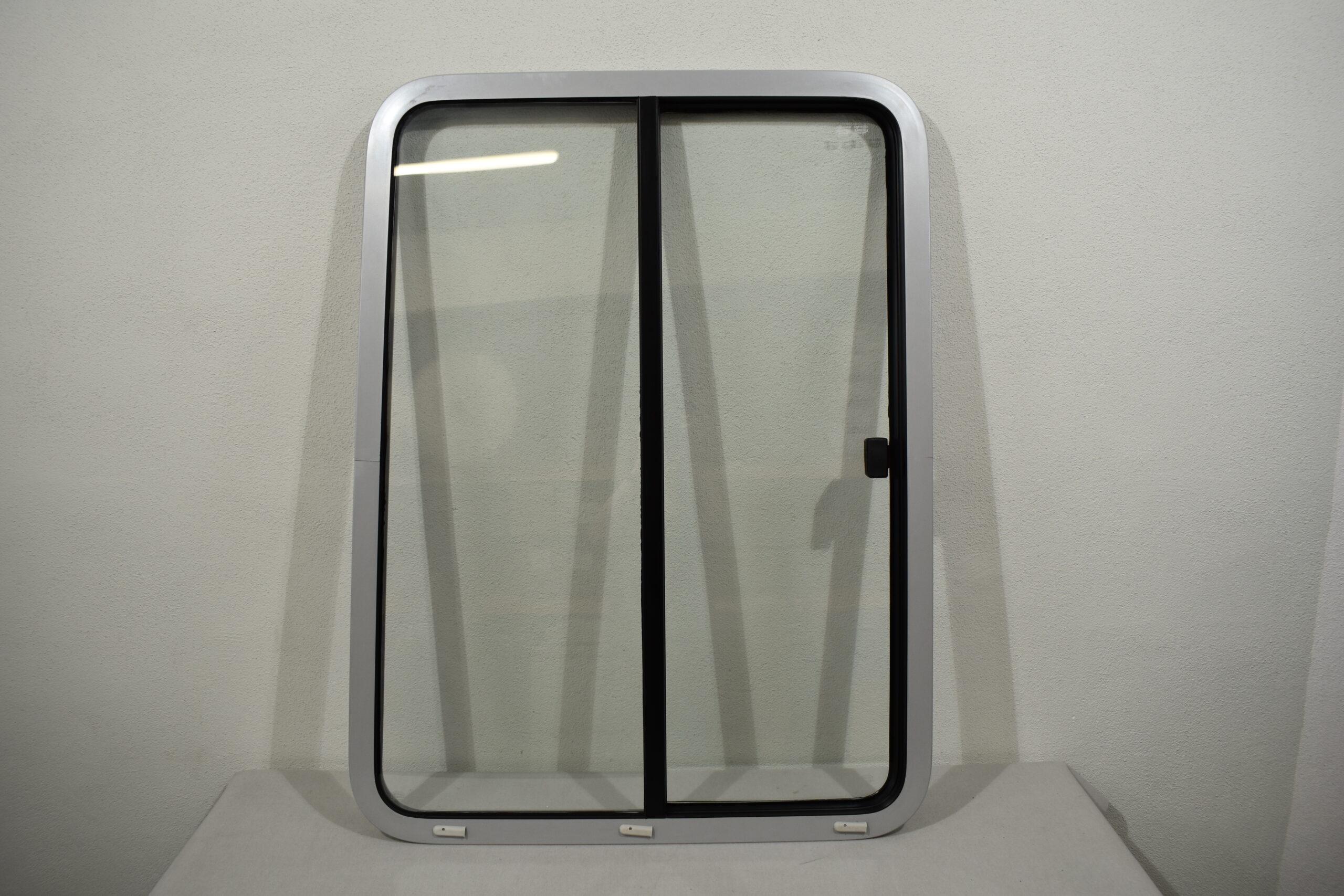 Niesmann und Bischoff Mekuwa Echtglas Schiebefenster 800x1115mm; grau