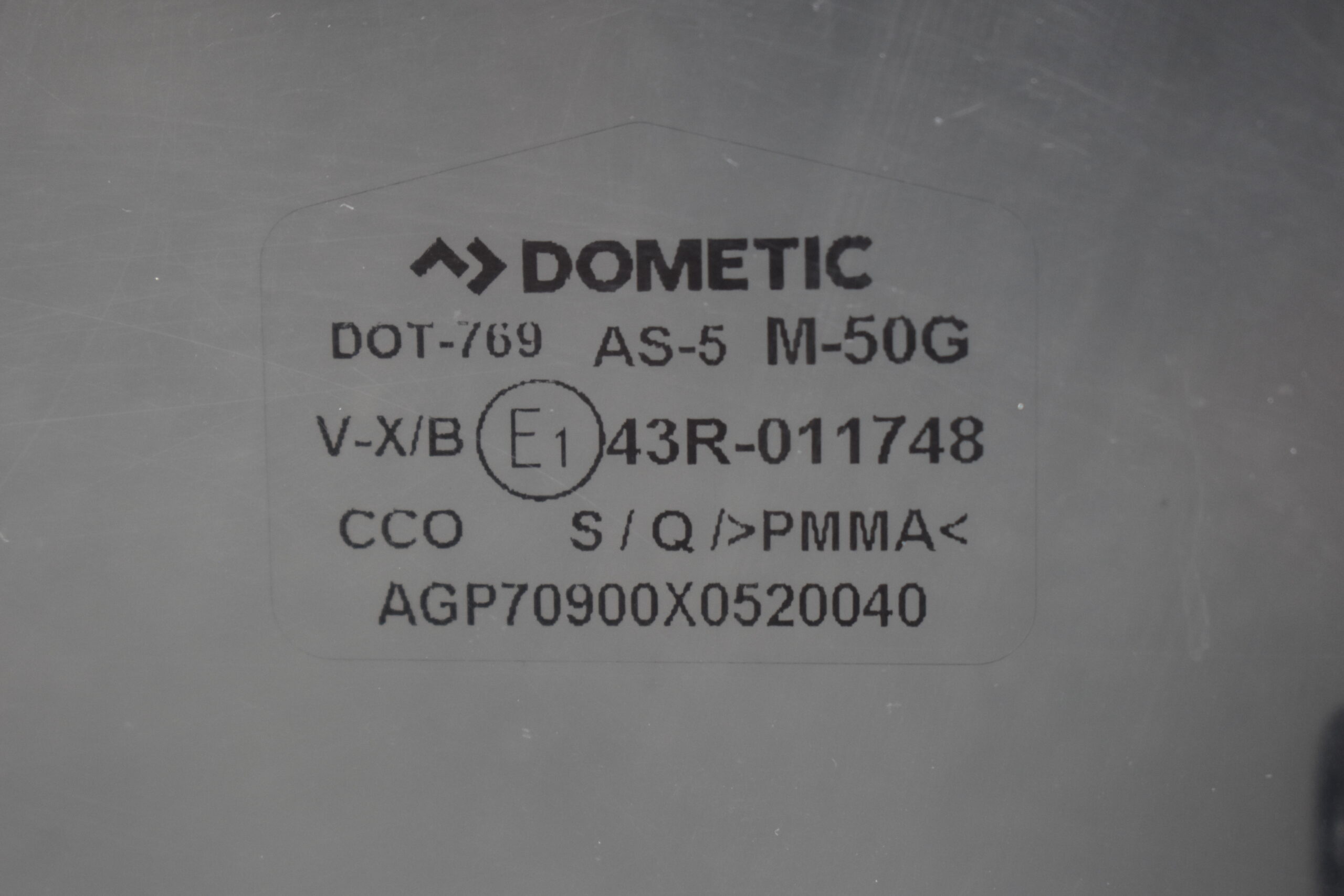 Dometic S7P Ausstellfenster 900x520mm