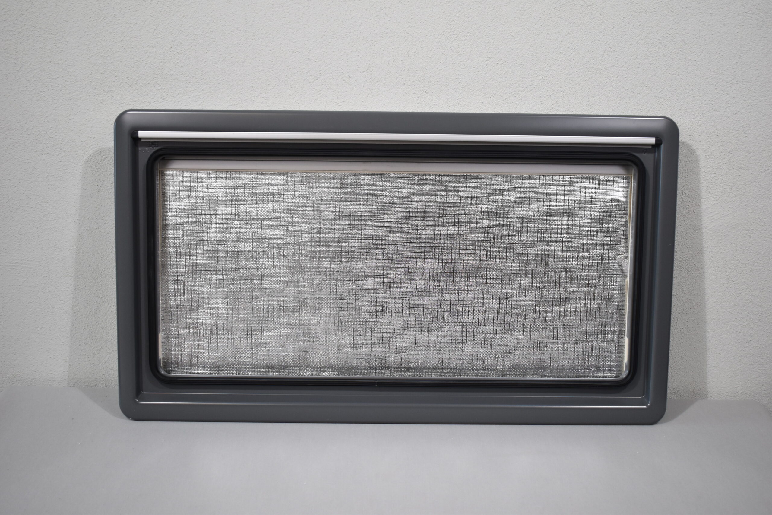 Seitz S4 Aussenrahmen ohne Scheibe; 900x500