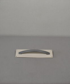 Griff mit Blende für Aufbautür; beige