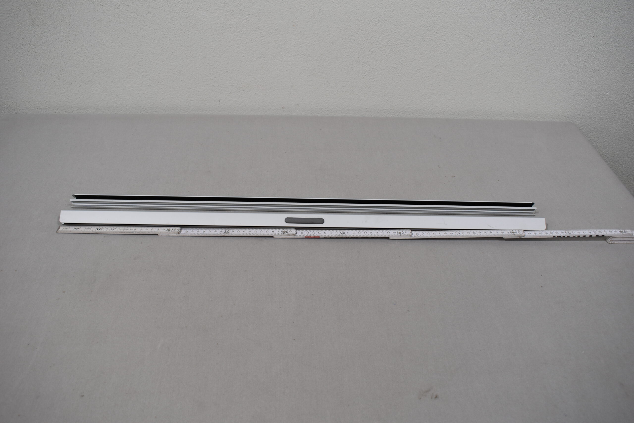 Ersatzteile für Dometic S4 Schiebefenster 900x400mm