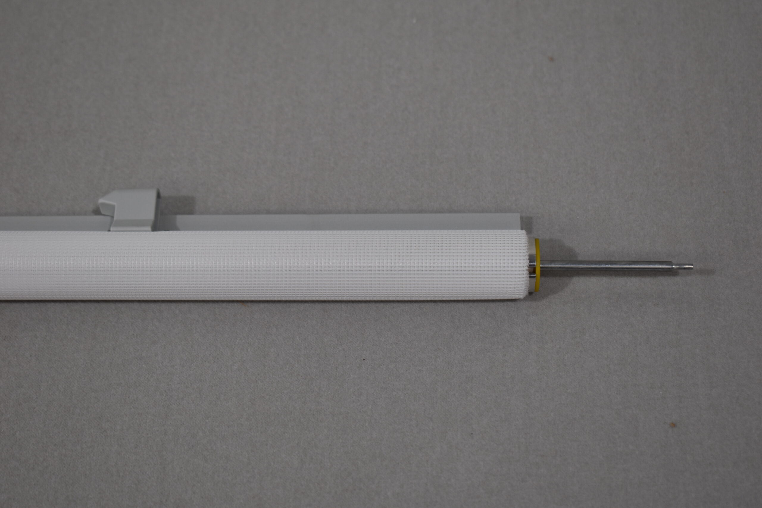 Seitz Fliegenschutzrollo Kpl. für Kassettenrollo 890x490mm – Bild 3