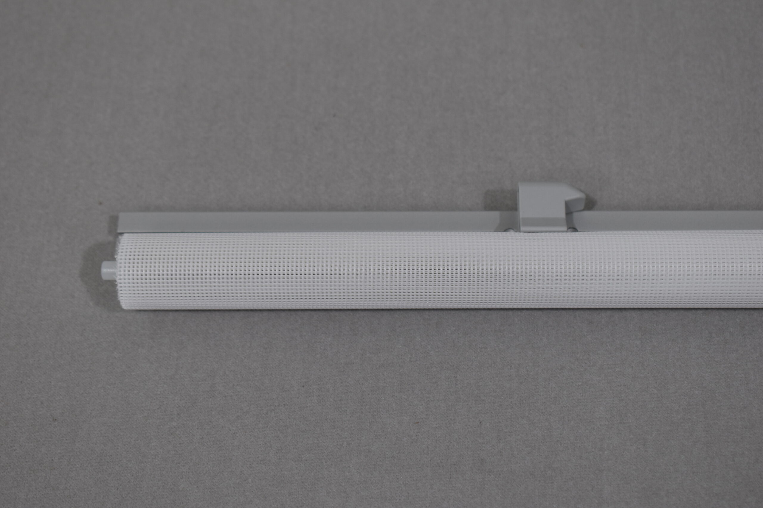 Seitz Fliegenschutzrollo Kpl. für Kassettenrollo 890x490mm – Bild 4