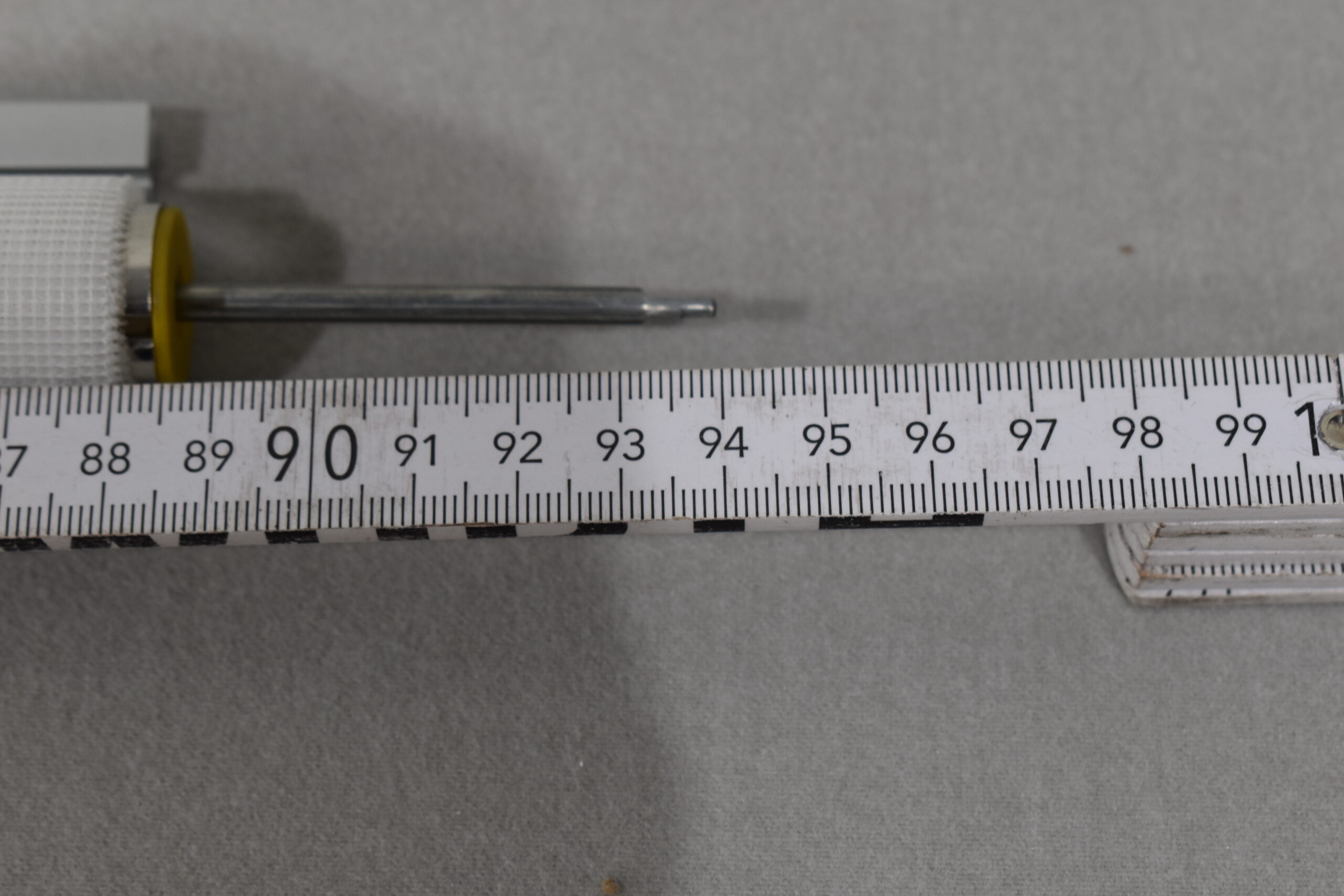 Seitz Fliegenschutzrollo Kpl. für Kassettenrollo 890x490mm – Bild 6