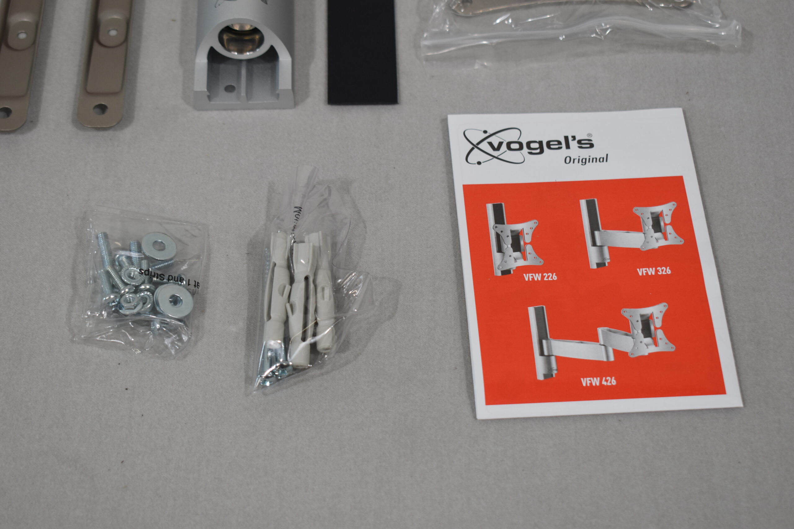 Vogel´s LCD / TFT Auszug VFW 226 35-66cm; silber – Bild 6