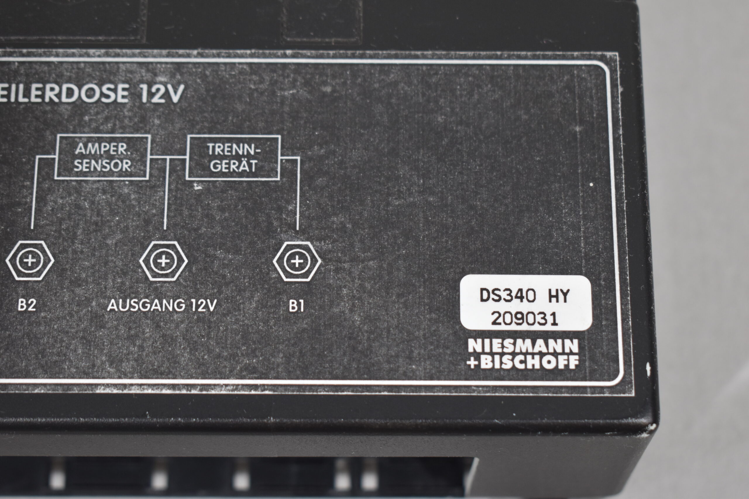 Niesmann + Bischoff CBE Verteilerdose 12v DS340 HY 209031 – Bild 6