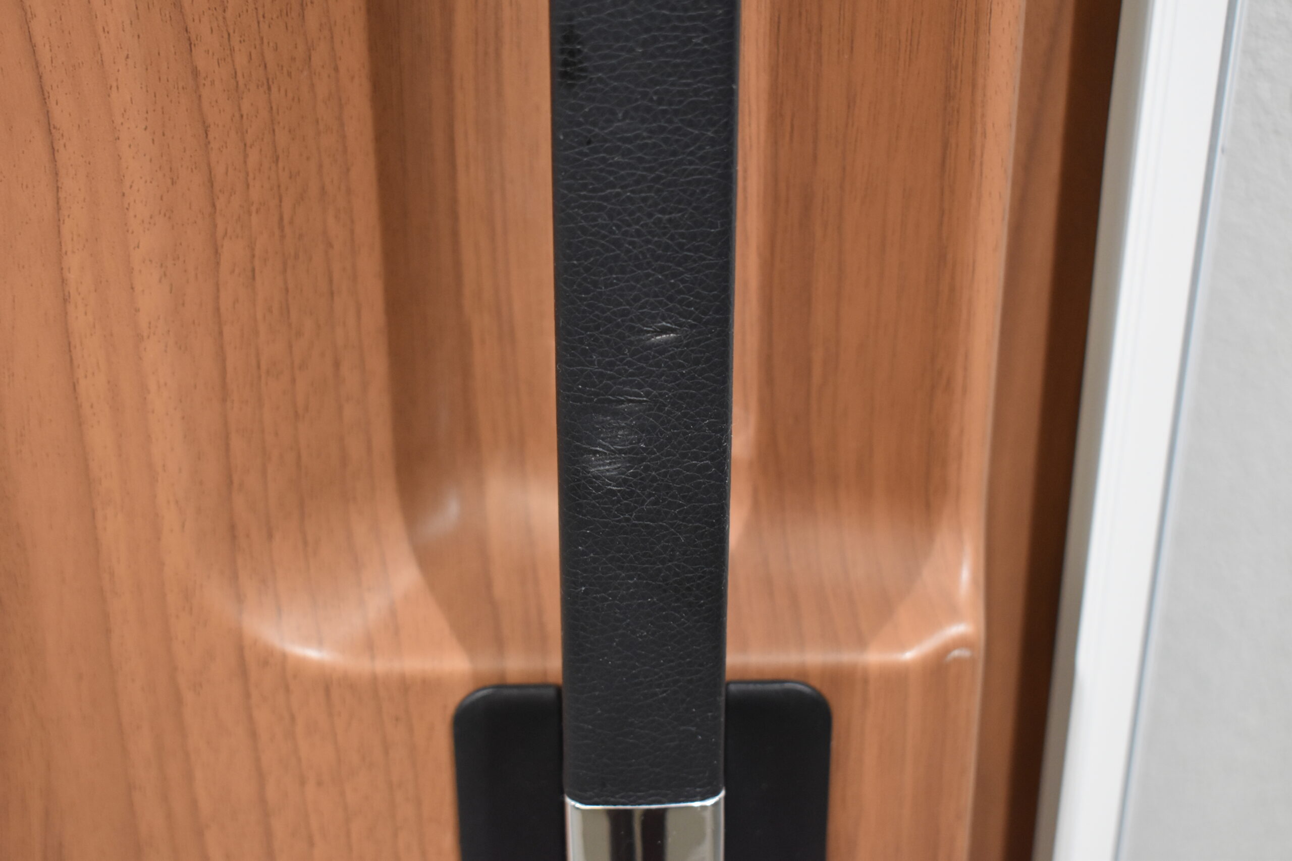 Arto Aufbautür 1810x600 mit Rahmen; weiß/schwarz – Bild 14