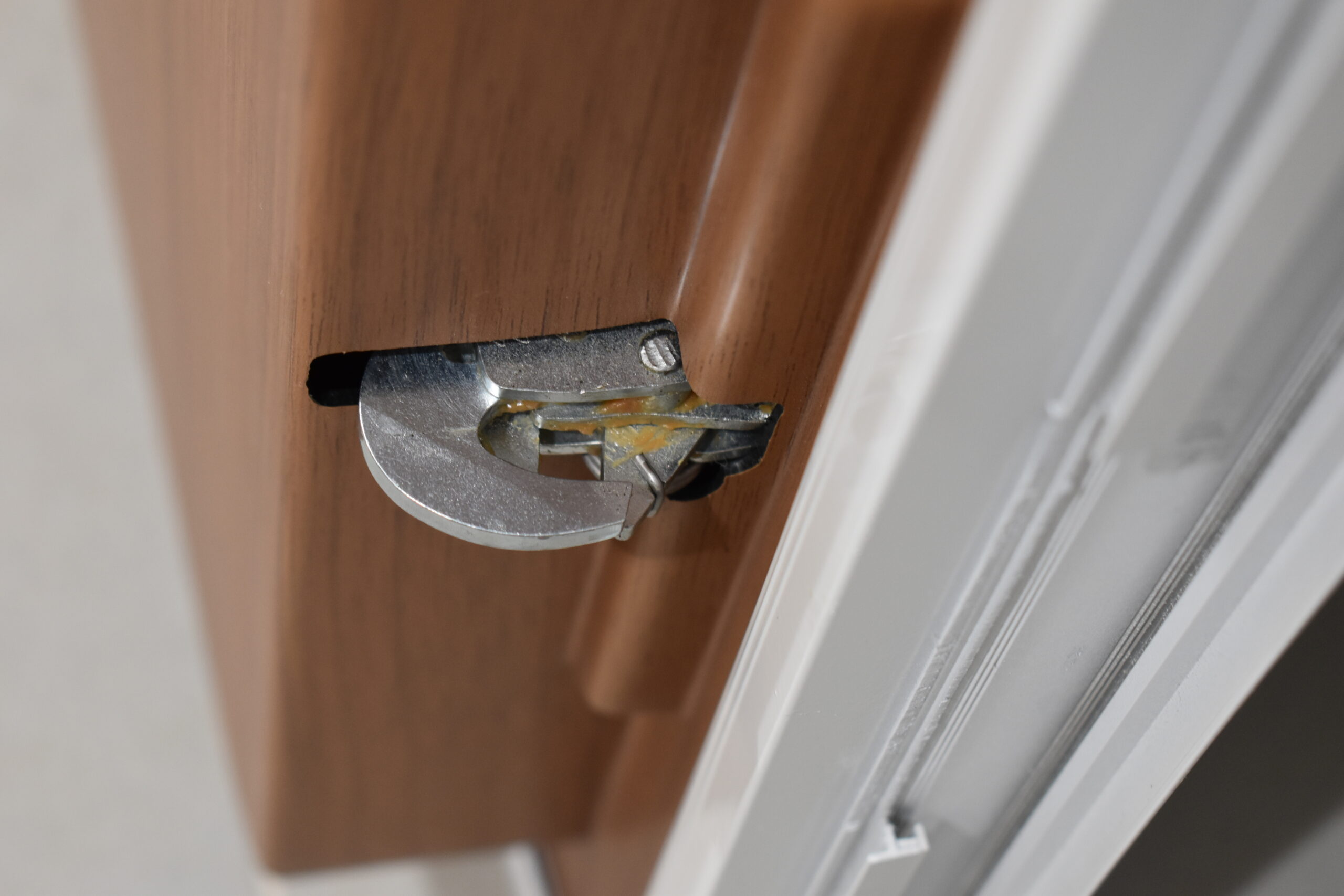 Arto Aufbautür 1810x600 mit Rahmen; weiß/schwarz – Bild 17