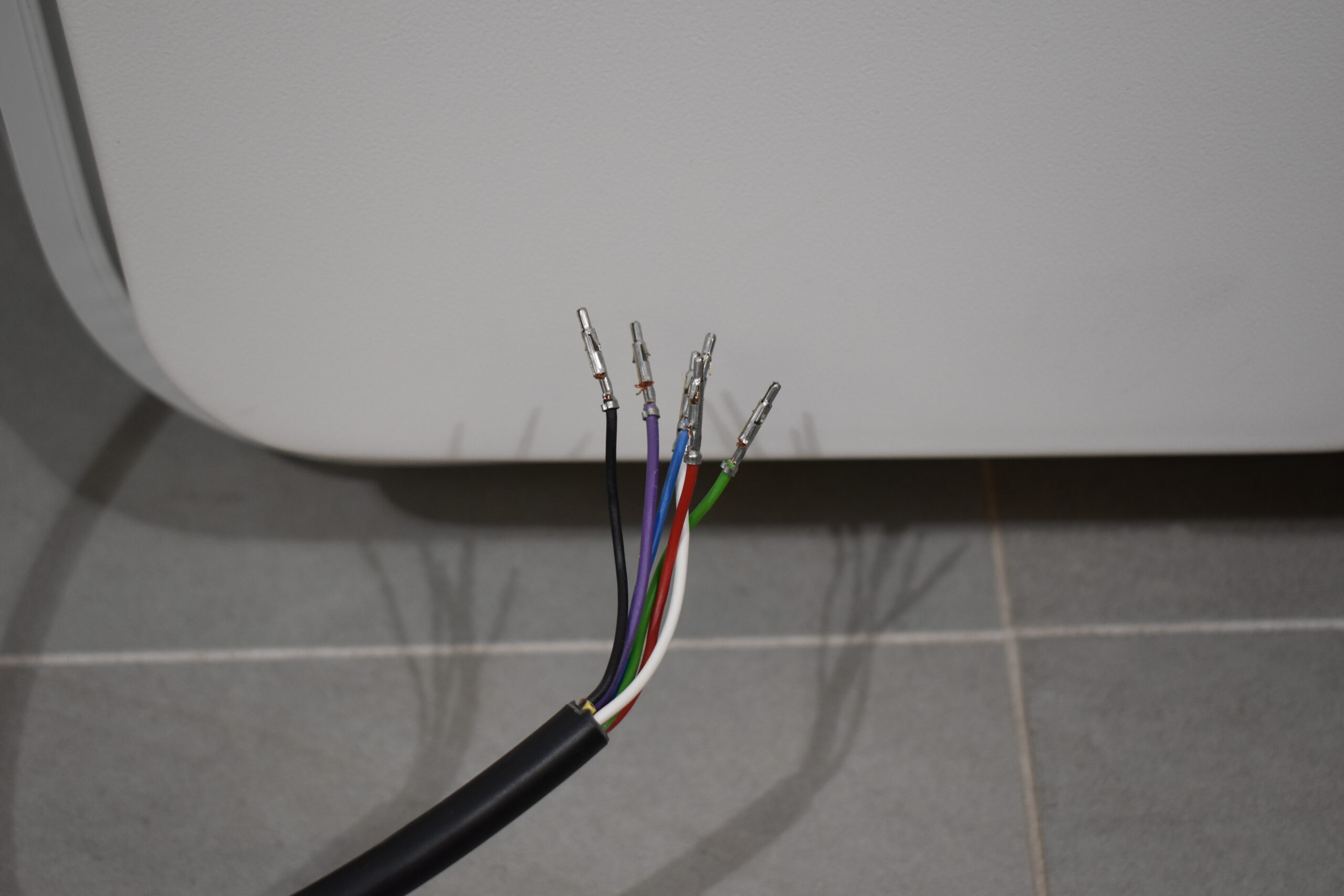 Arto Aufbautür 1810x600 mit Rahmen; weiß/schwarz – Bild 19