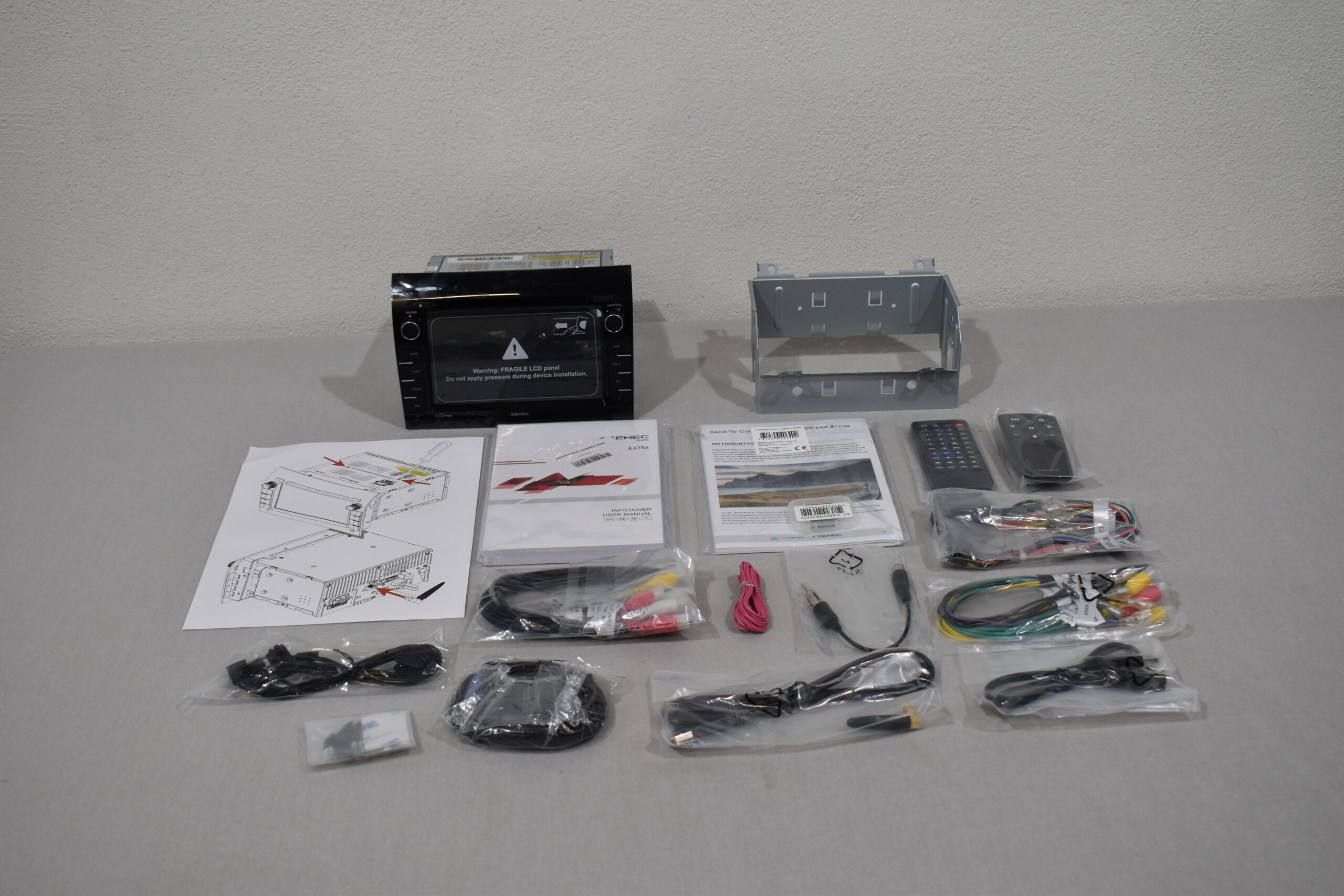 Zenec Navi Z-E3756; für Bastler – Bild 7