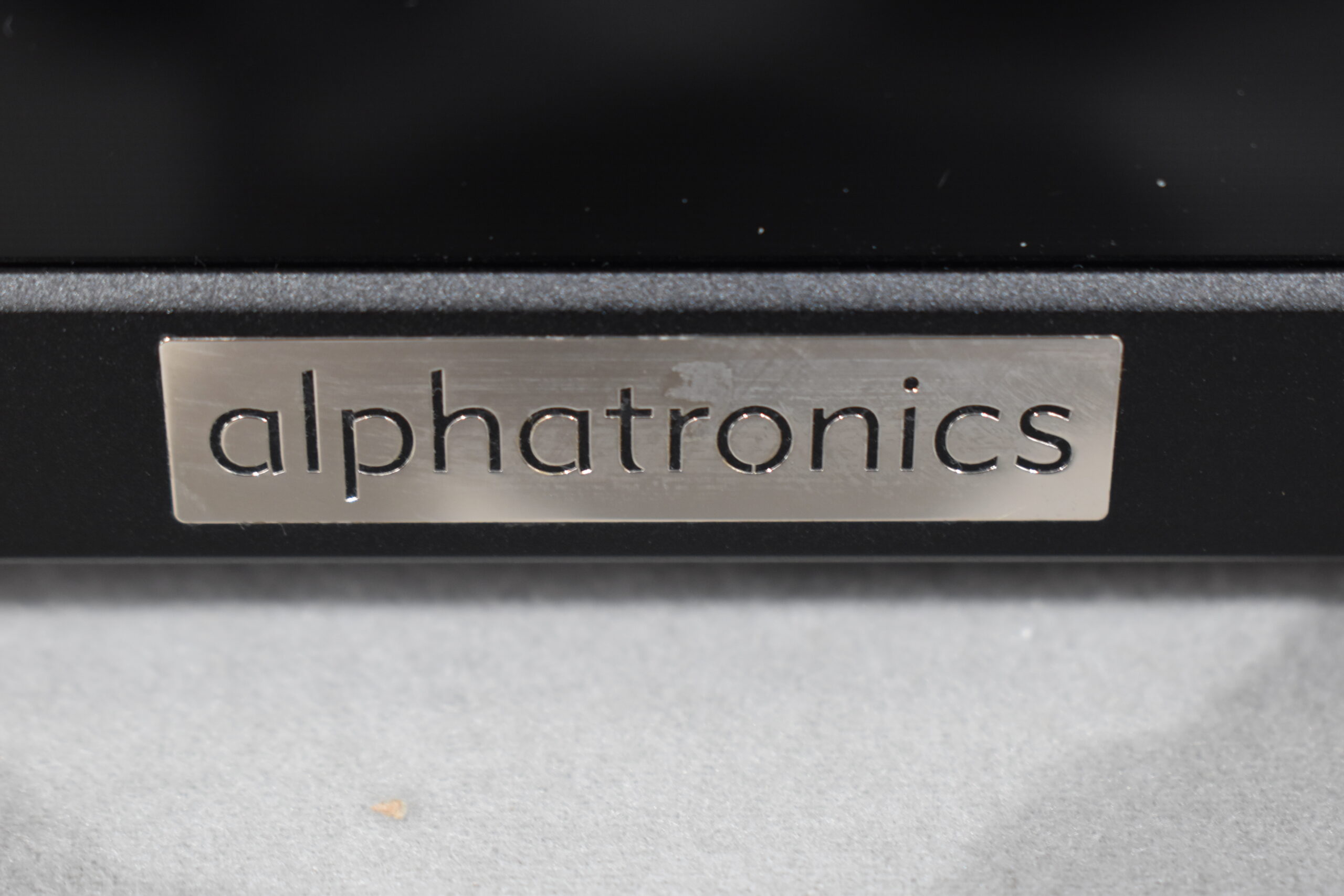 Alphatronics S-Linie 40" TV – Bild 3