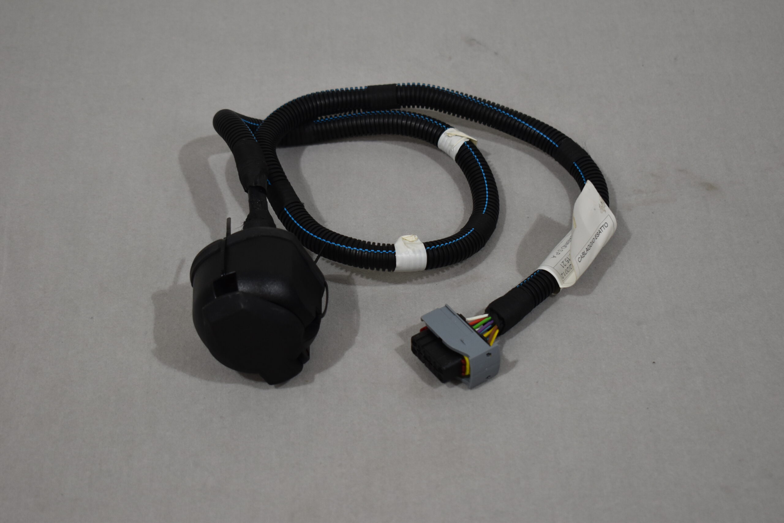 13 Poliges Adapterkabel Iveco Daily – Bild 2