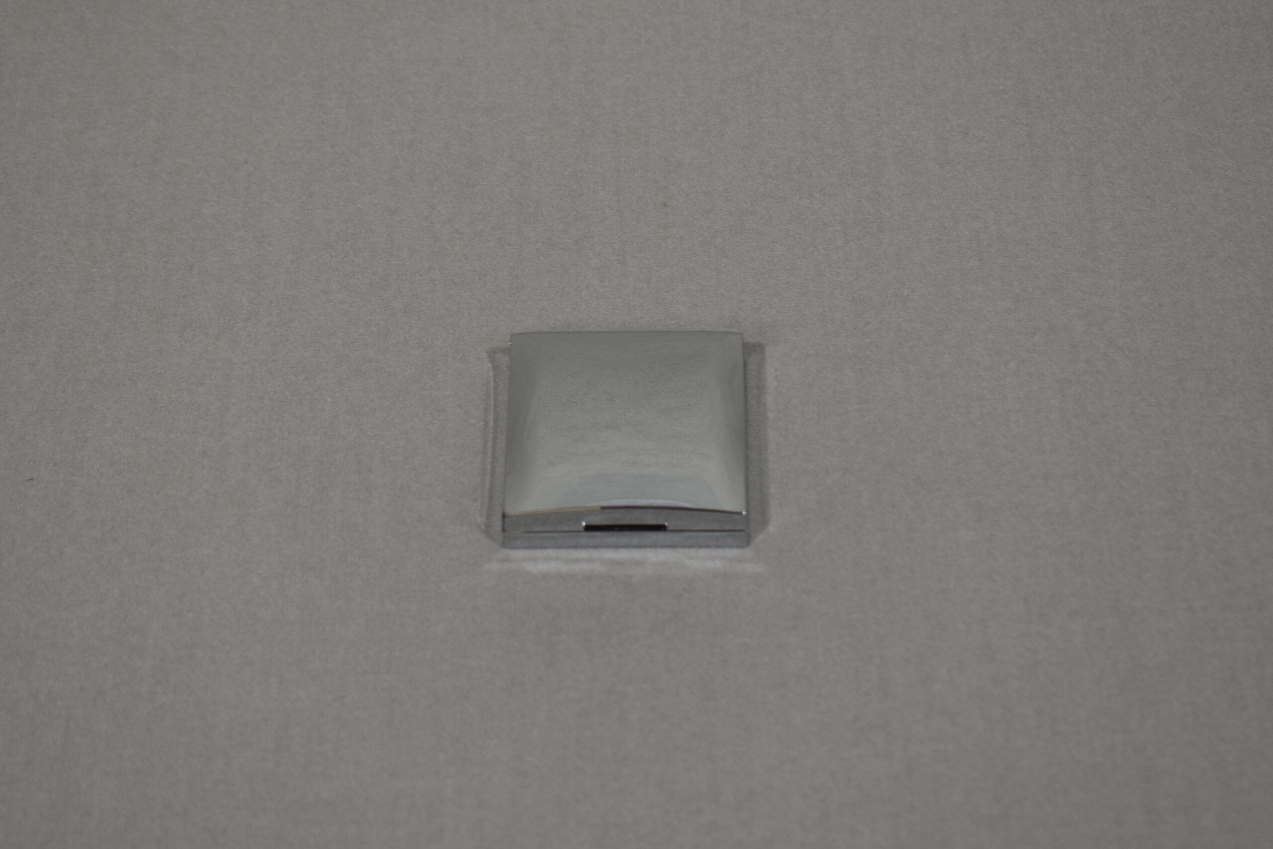 Berker Rahmen mit Klappdeckel; Chrom glänzend