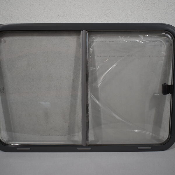 Alternative view of Dometic S7 Schiebefenster 900x600mm