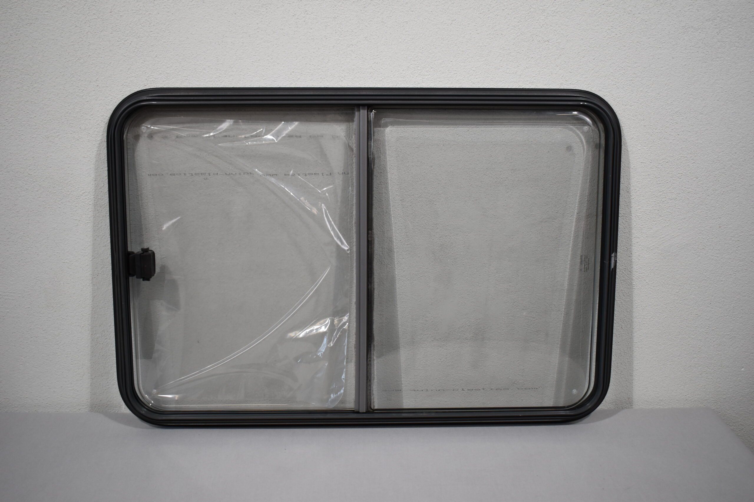 Dometic S7 Schiebefenster 900x600mm – Bild 5