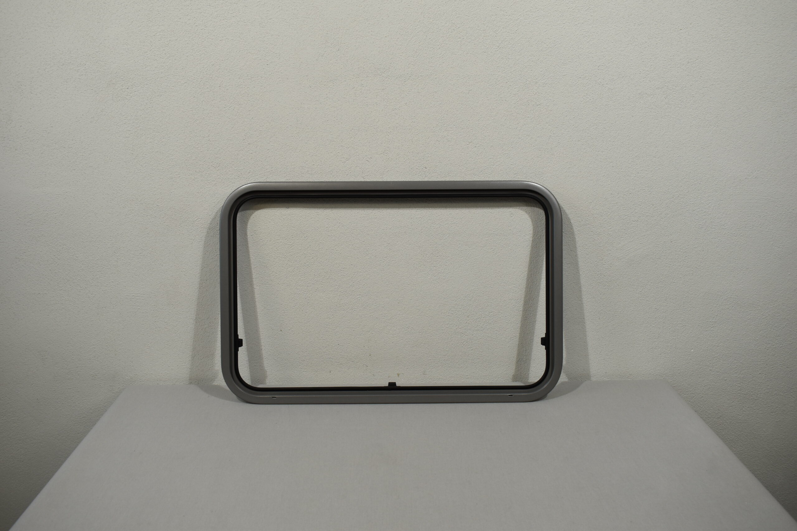 Dometic S7 P Außenrahmen 800x500mm; hell grau