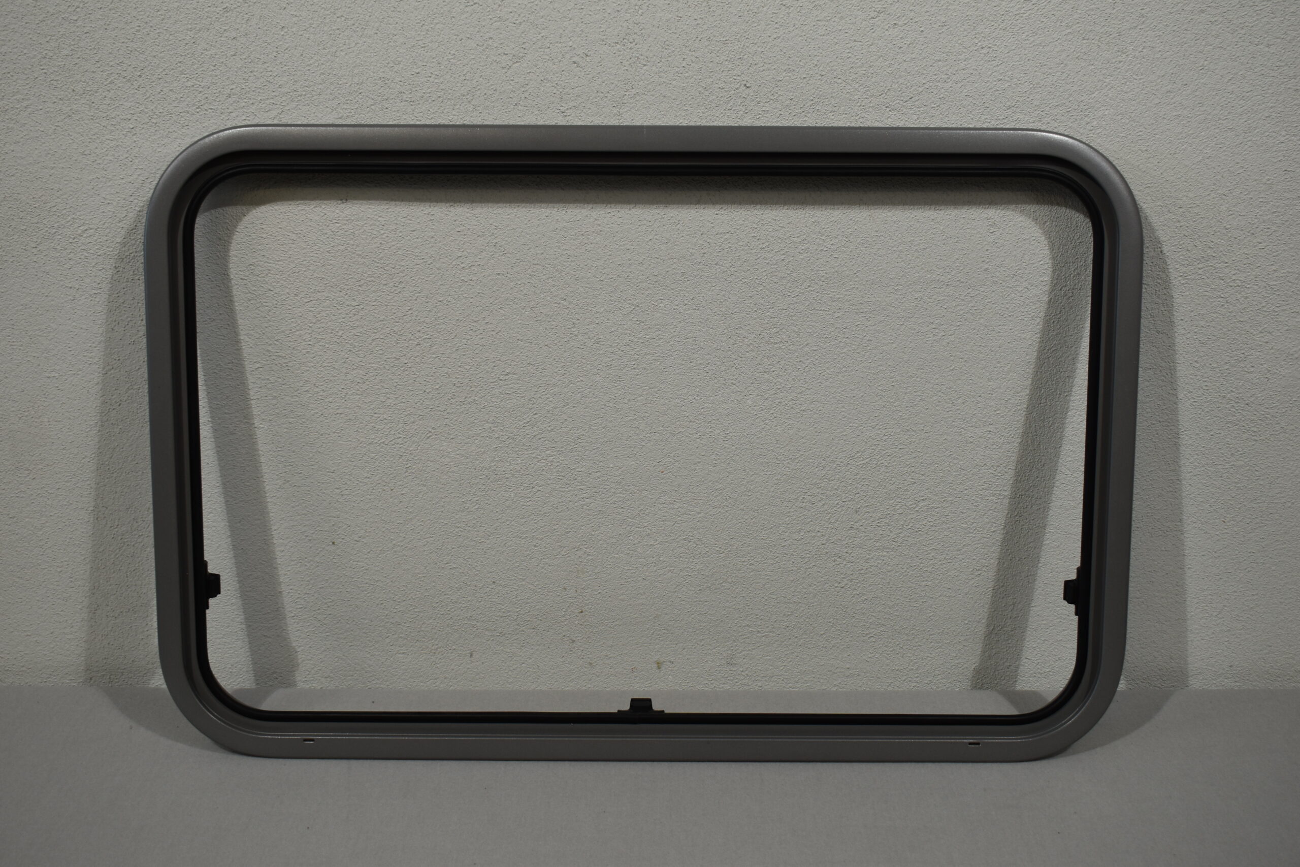 Dometic S7 P Außenrahmen 800x500mm; hell grau – Bild 2