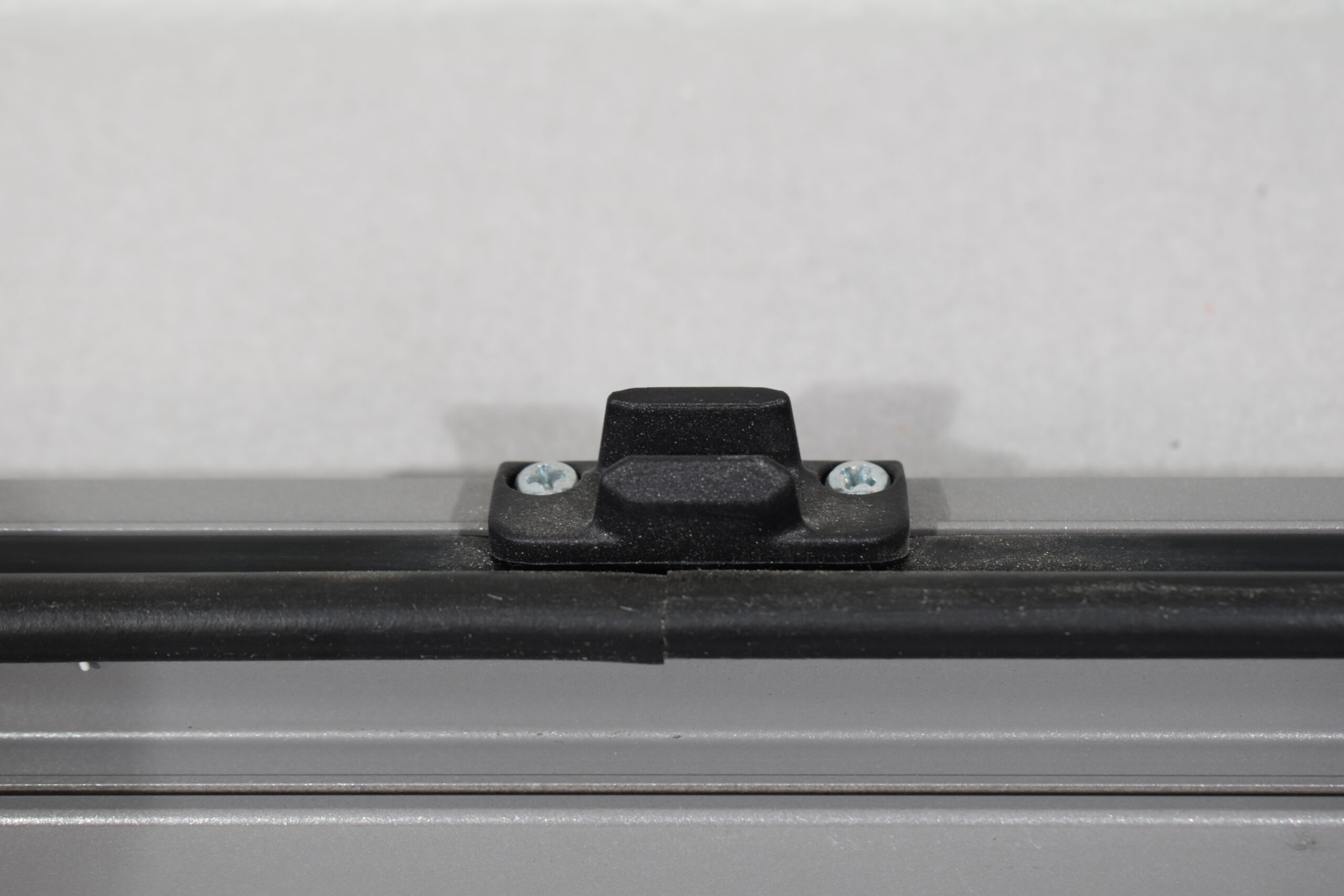 Dometic S7 P Außenrahmen 800x500mm; hell grau – Bild 4