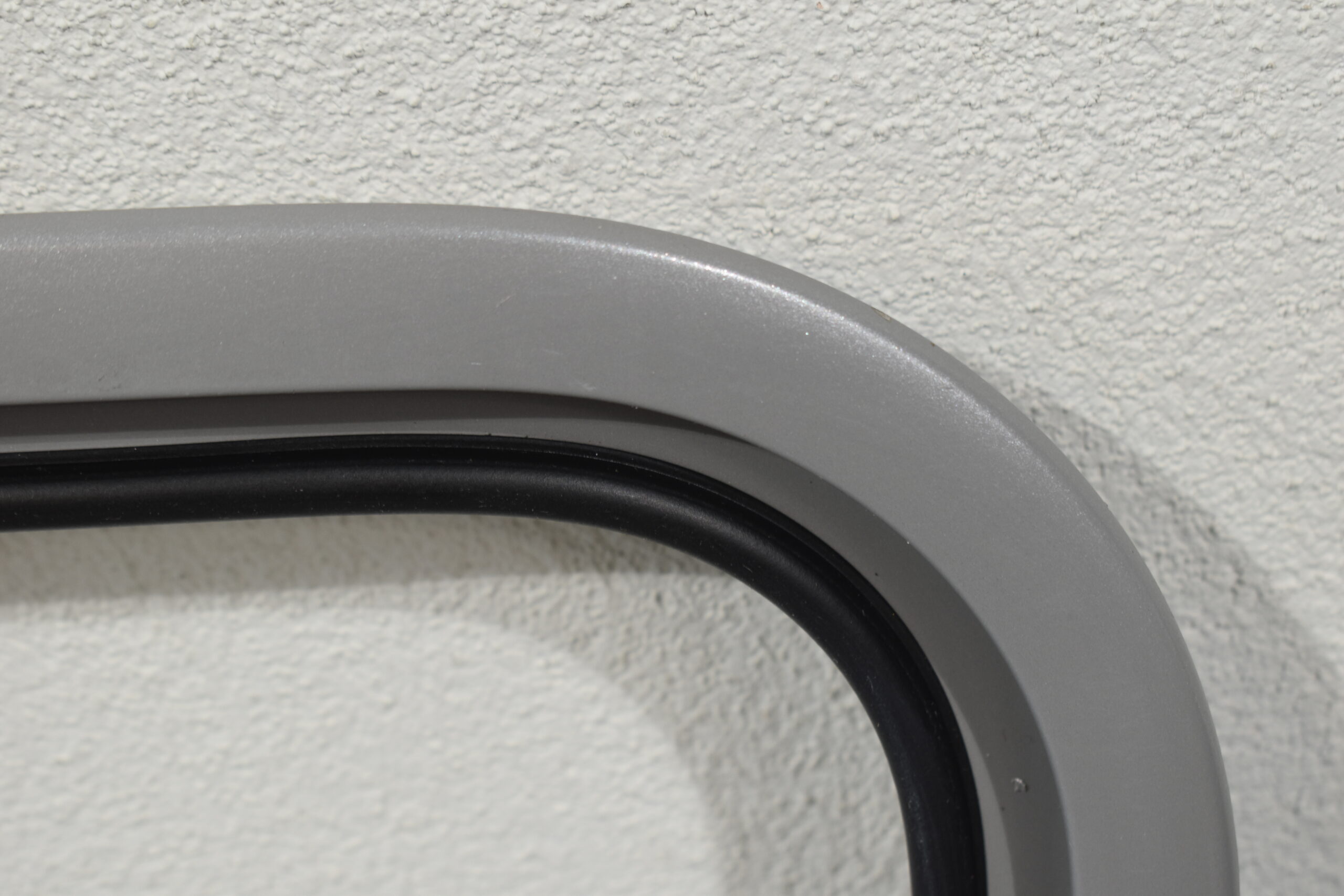 Dometic S7 Außenrahmen 700x350mm; hell grau – Bild 3