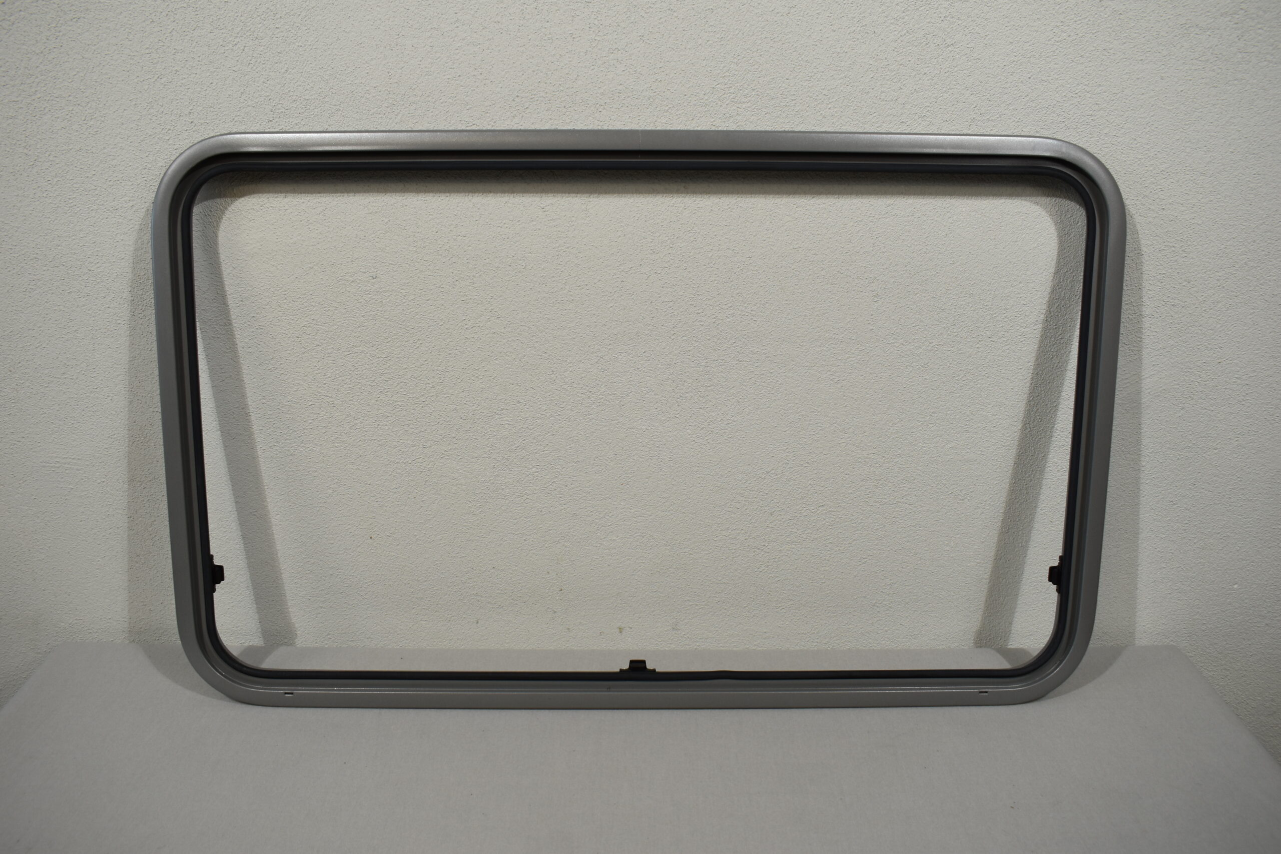 Dometic S7 P Außenrahmen 1000x600mm; hell grau – Bild 2