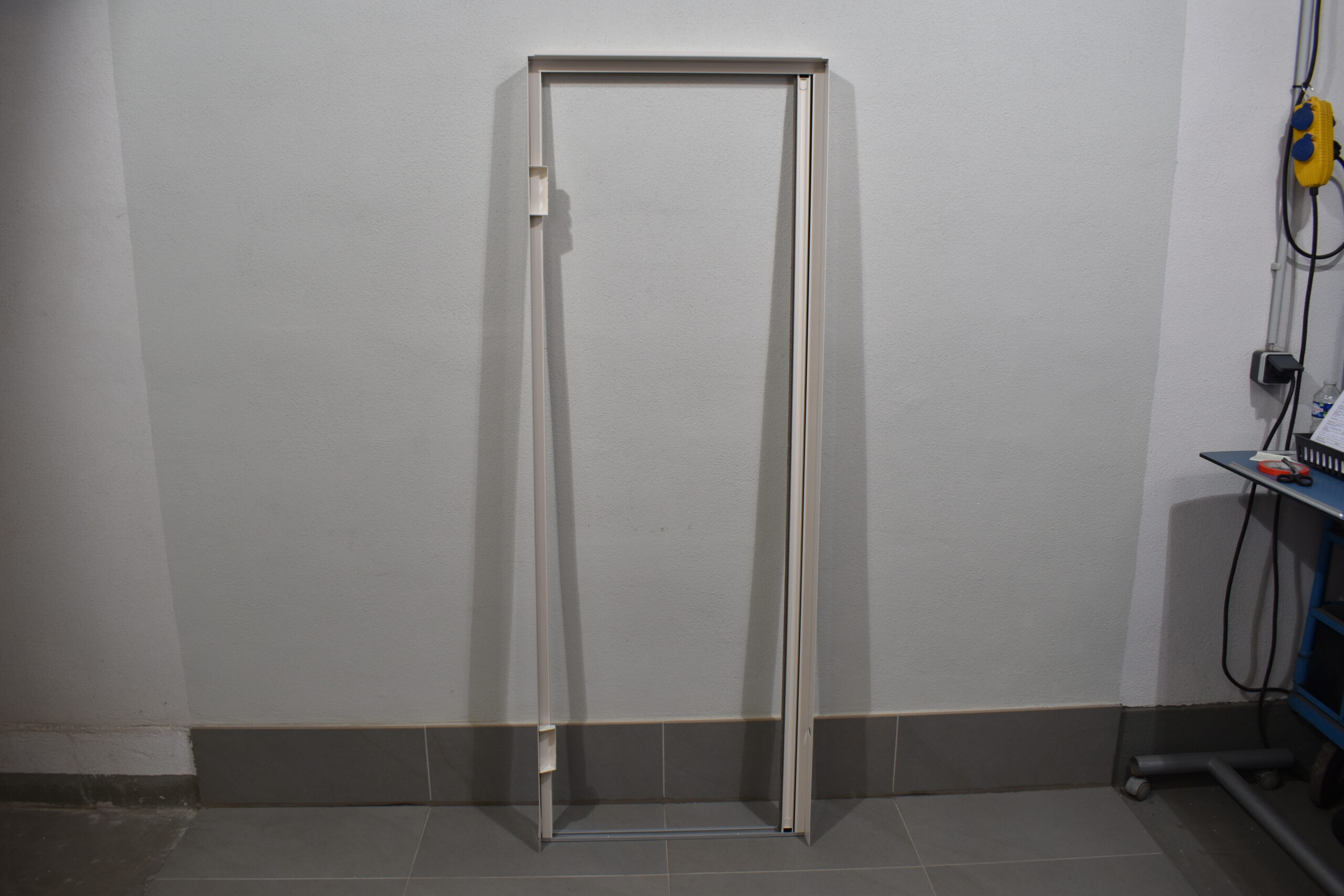 Arto Fliegengitter Tür; 1825x640x75mm;weiß – Bild 7