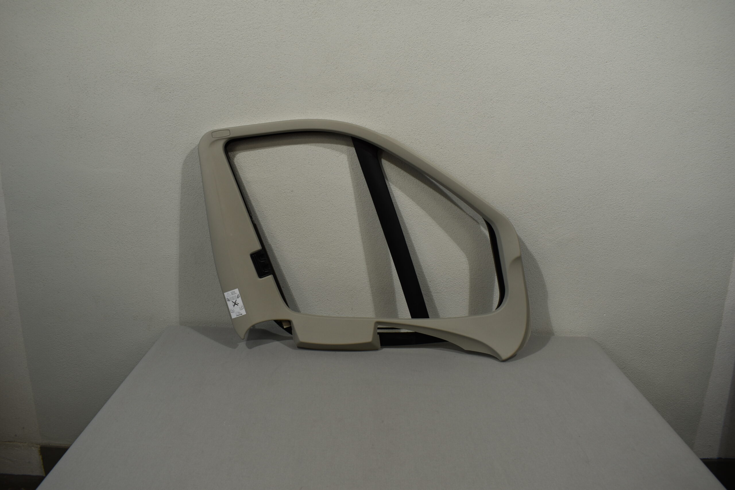 Remis Verdunklungsrollo; links