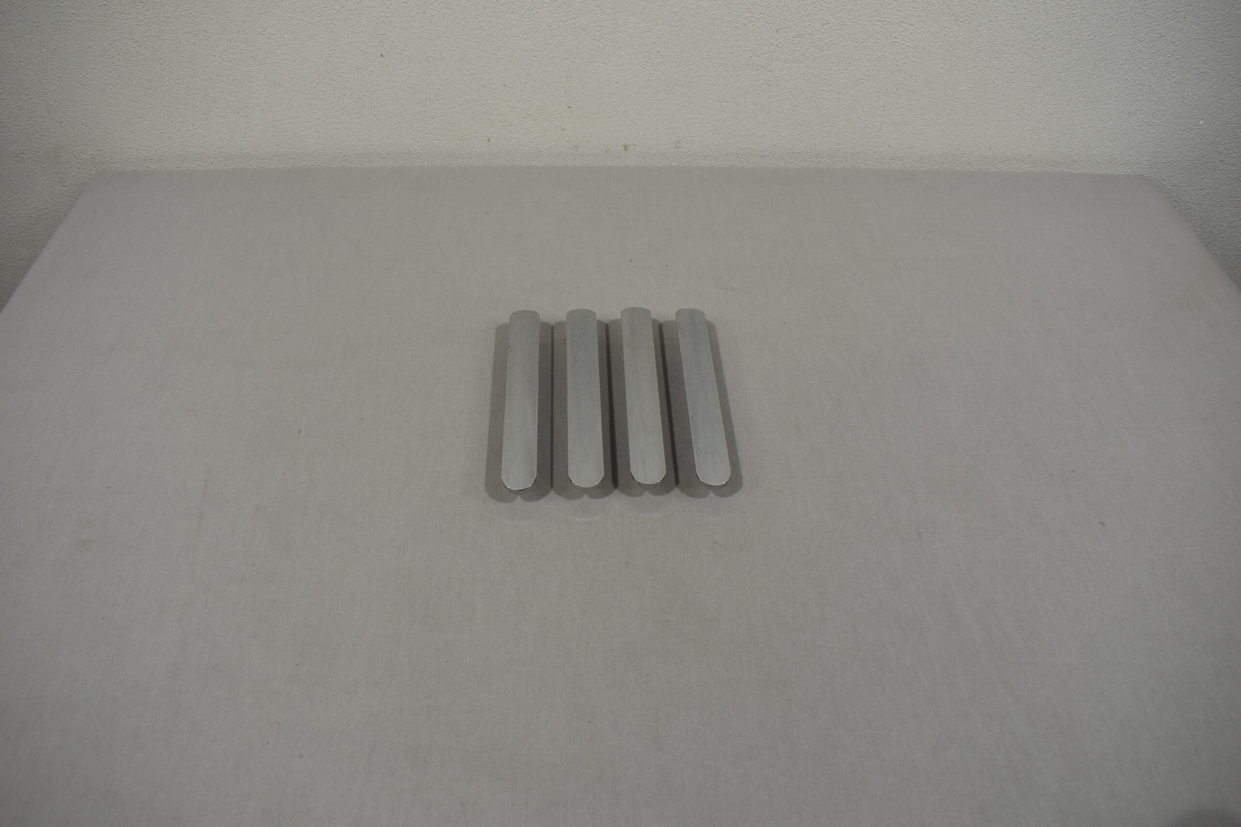 Möbelgriff - Satz; 30x240mm Chrom