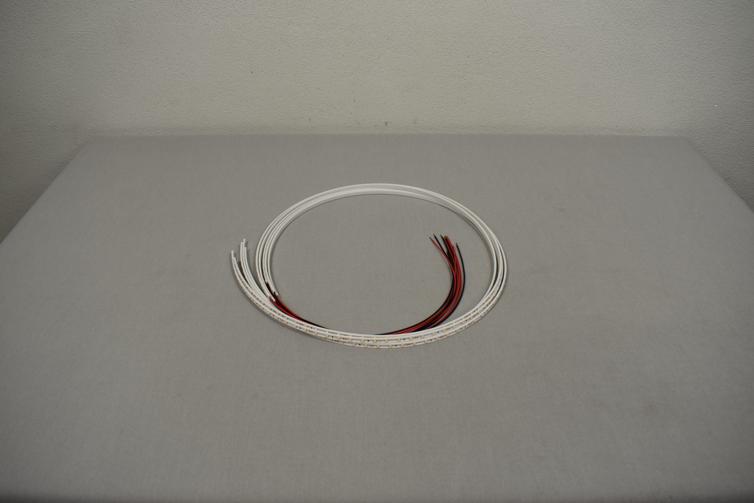 Dometic LED-Flexband-Satz mit Schutzprofiel 1400mm