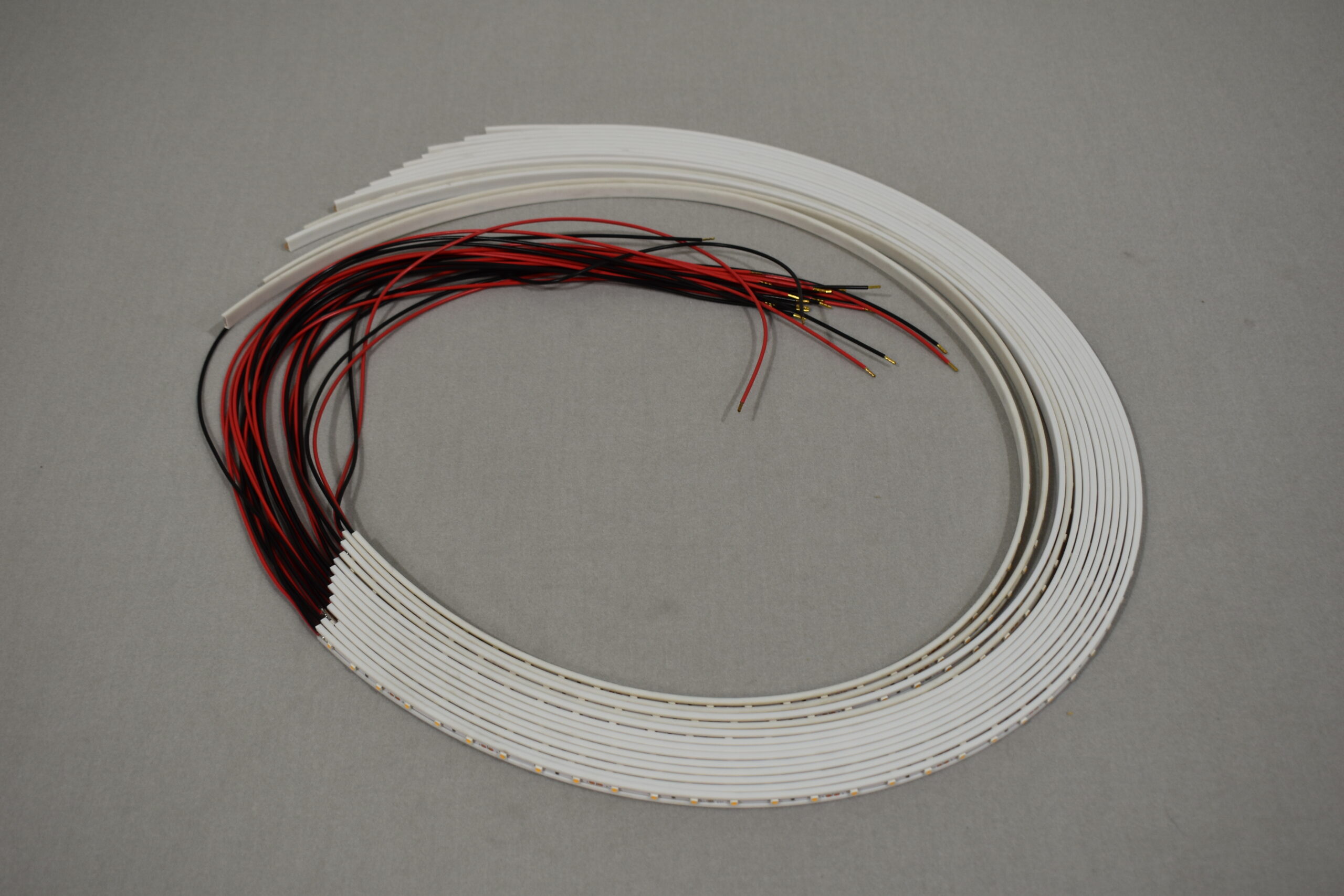 Dometic LED-Flexband-Satz mit Schutzprofiel 1000mm – Bild 2