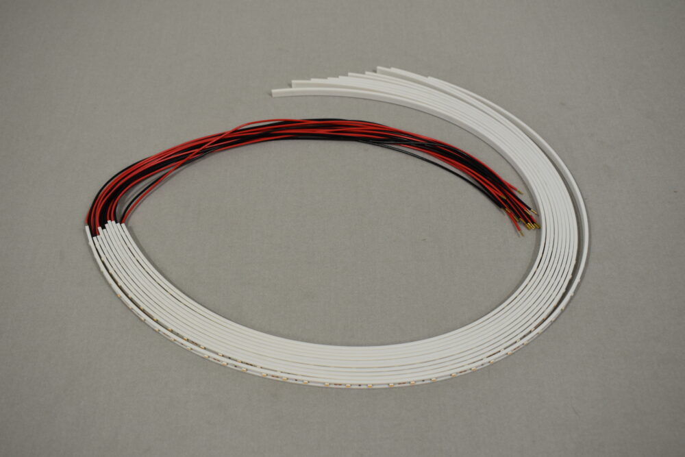 Dometic LED-Flexband-Satz mit Schutzprofiel 850mm – Bild 2