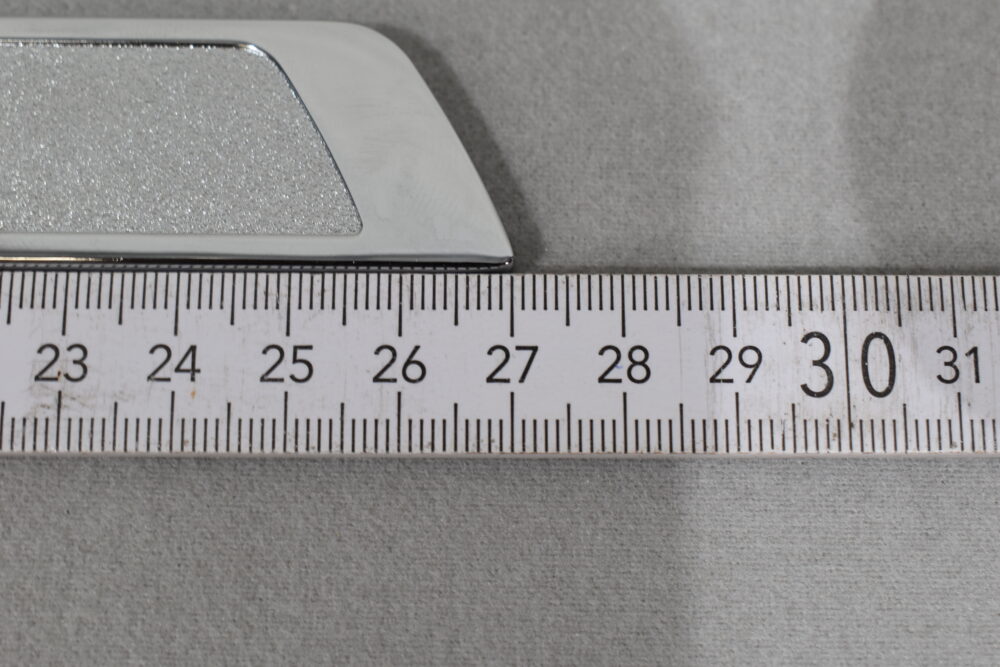 Niesmann und Bischoff Chromblende mit Lilie; 6x25x270mm – Bild 7