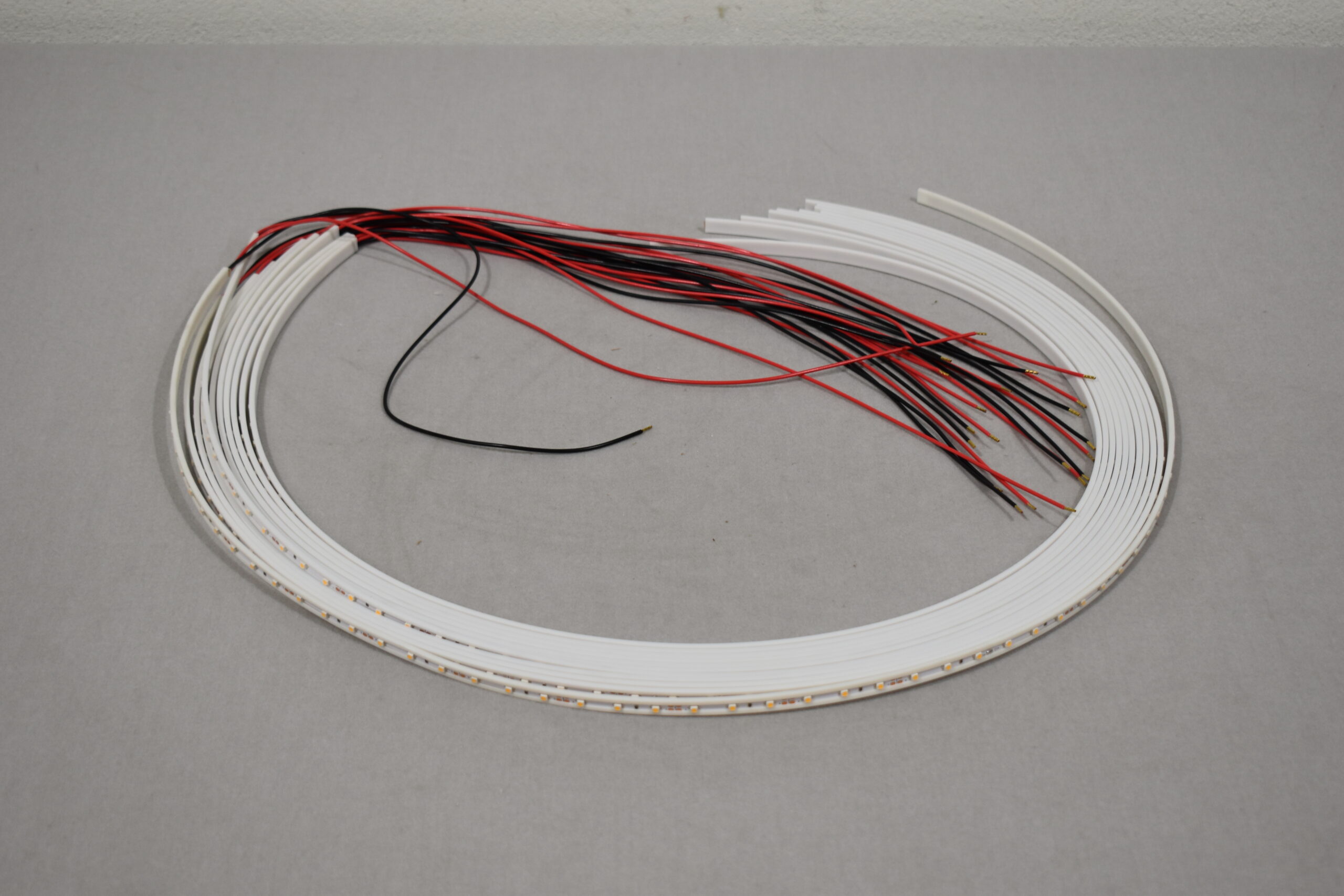 LED Flexband-Set mit Schutzprofiel; 1150mm – Bild 2