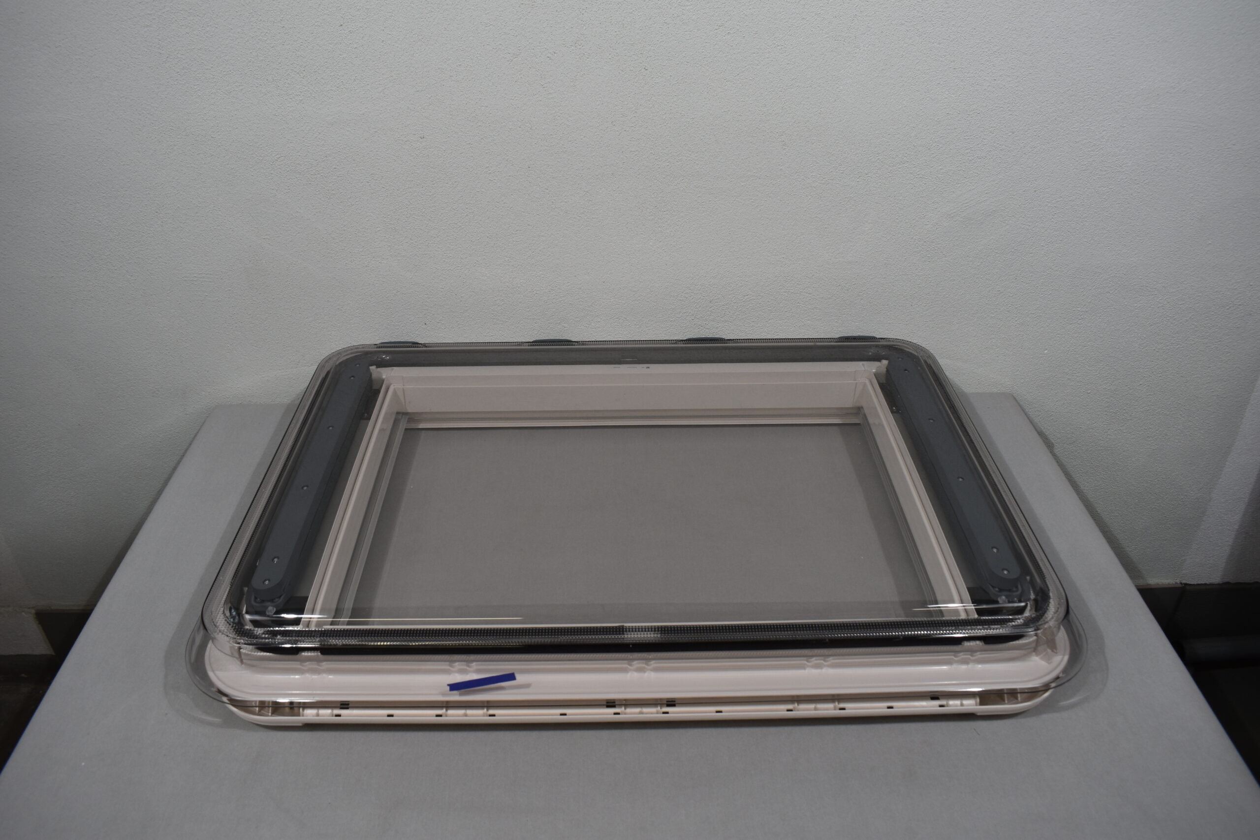 Dometic Dachhaube 1050x742mm – Bild 10