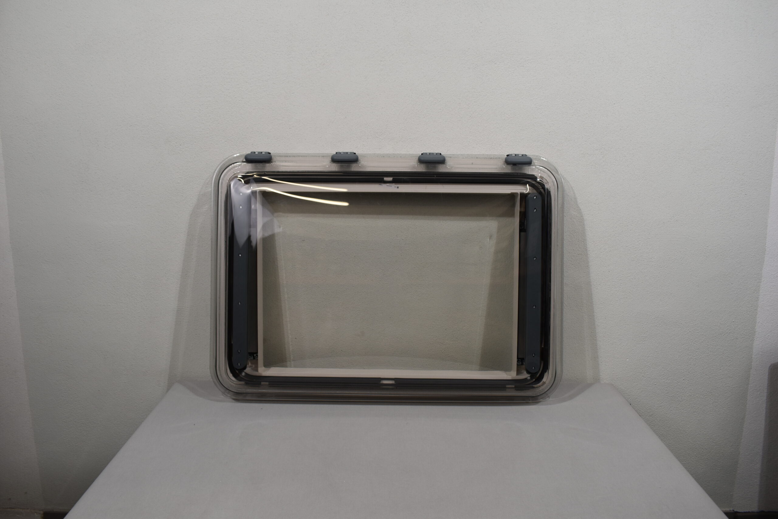 Dometic Dachhaube / Ersatzhaube 1050x742mm