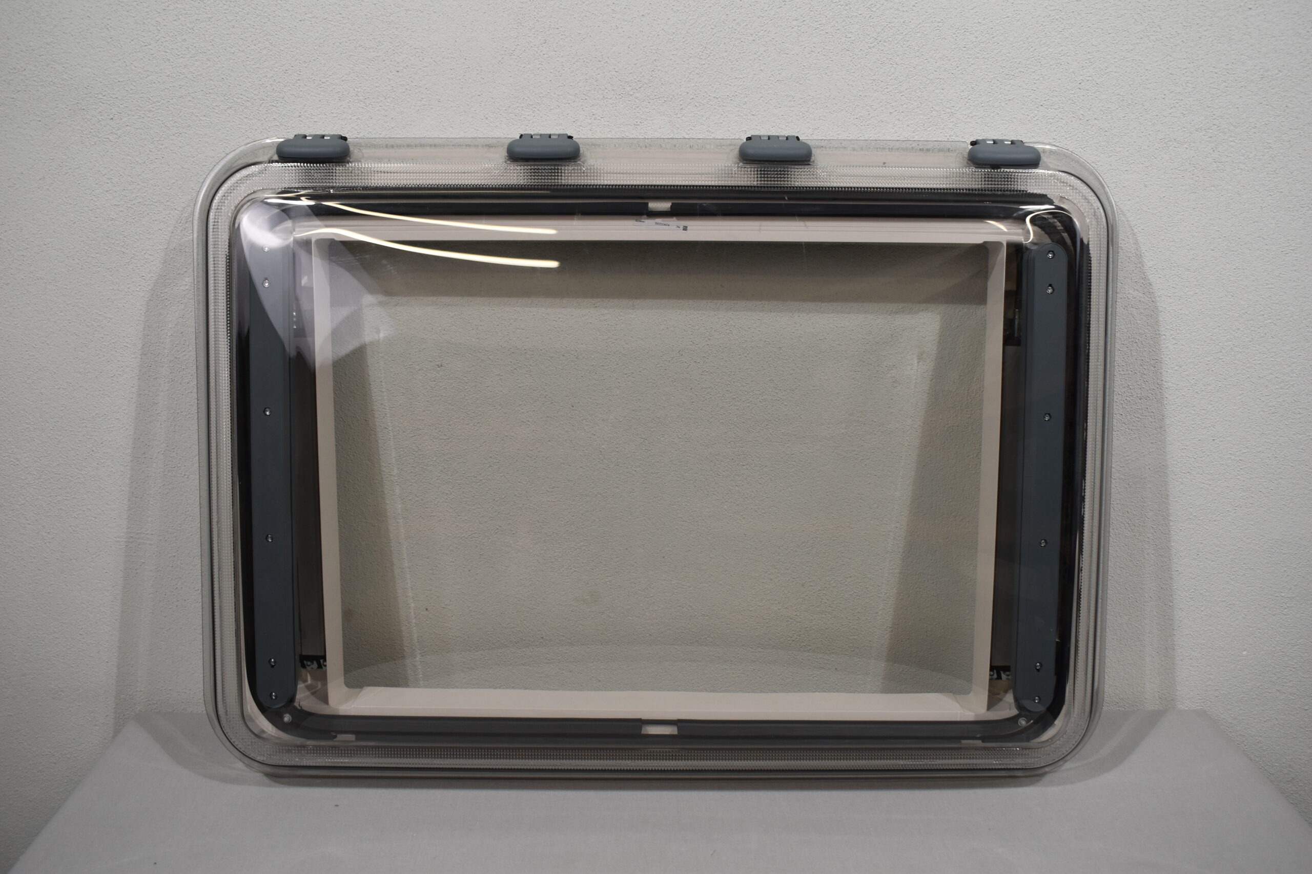 Dometic Dachhaube / Ersatzhaube 1050x742mm – Bild 2