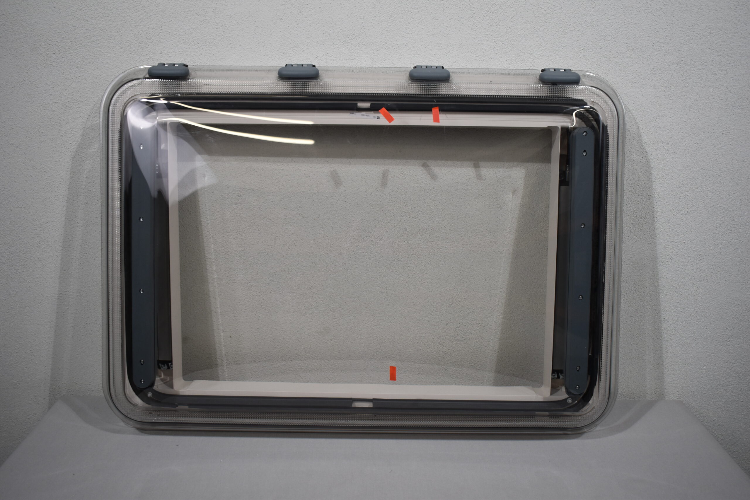 Dometic Dachhaube / Ersatzhaube 1050x742mm – Bild 3