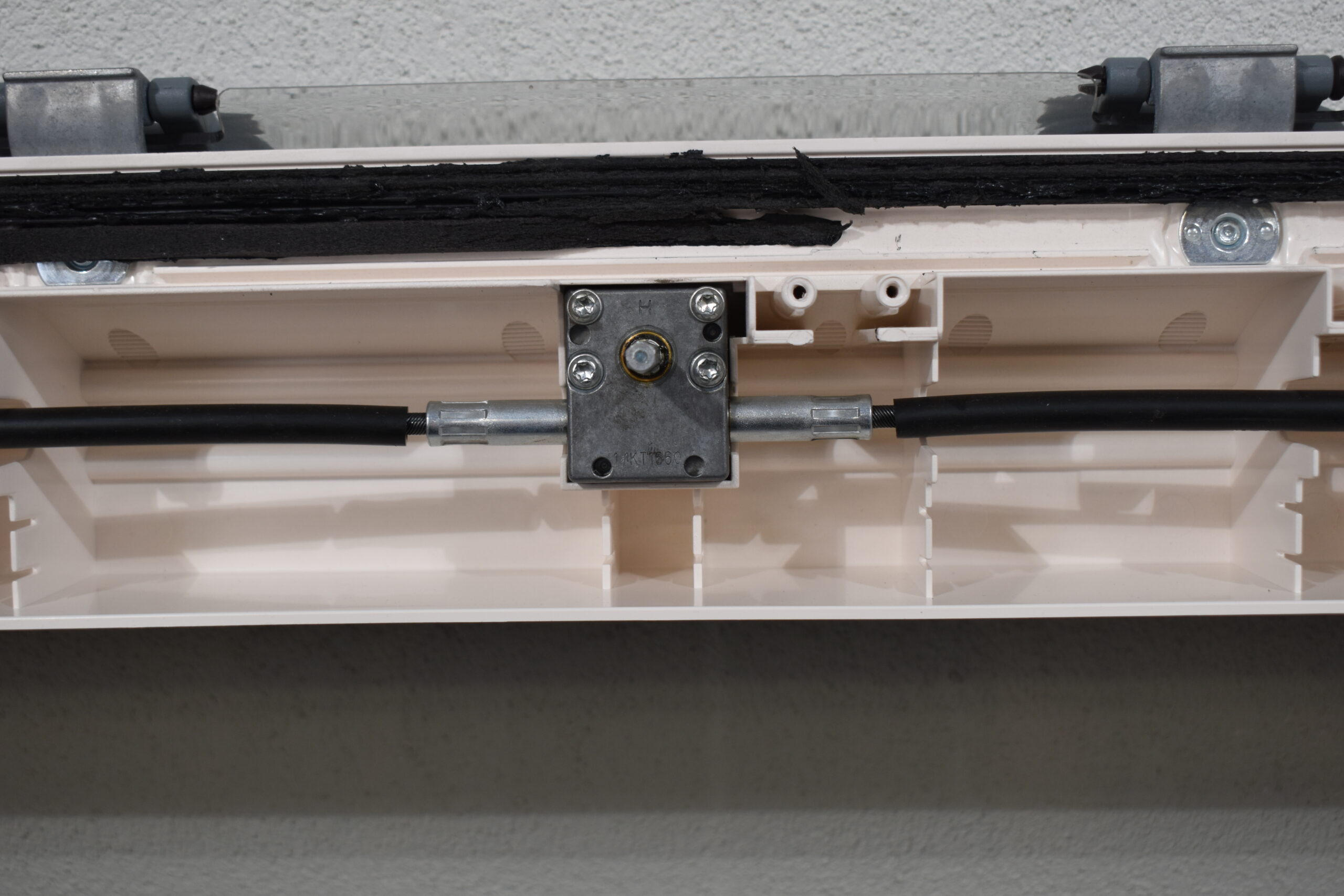 Dometic Dachhaube / Ersatzhaube 1050x742mm – Bild 8