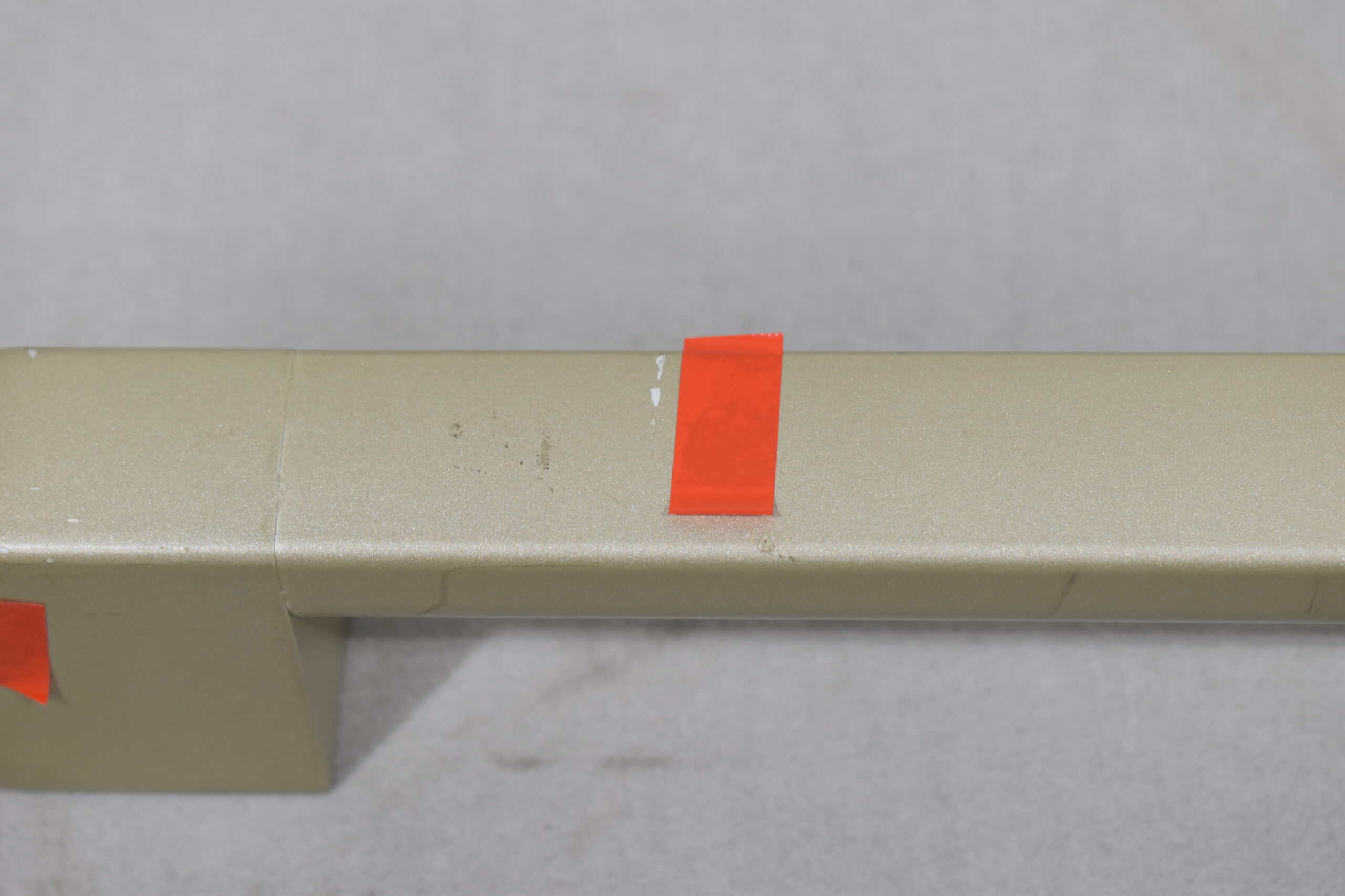 Niesmann und Bischoff Türeinstiegs-Griff mit Licht; Gold – Bild 8