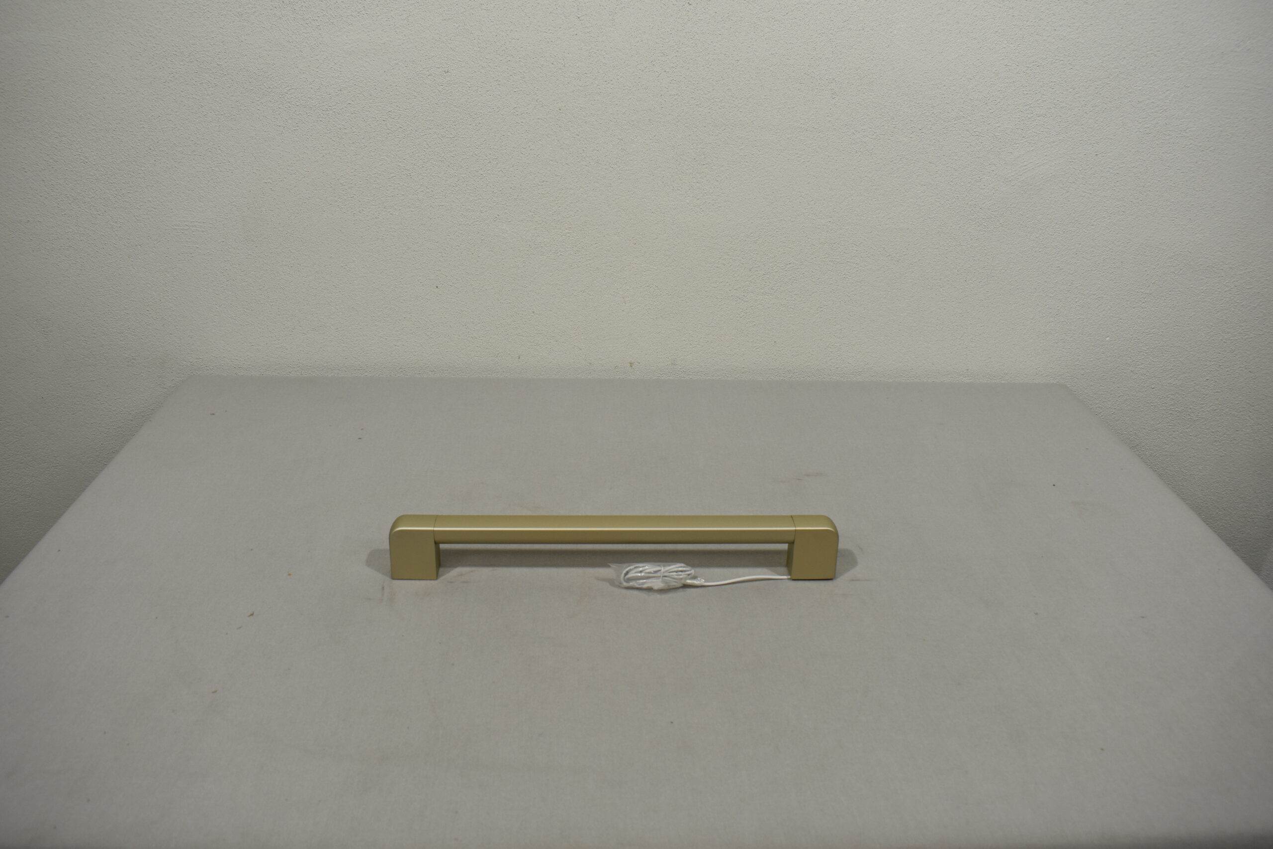 Niesmann und Bischoff Türeinstiegs-Griff; Gold; 65x30x480mm