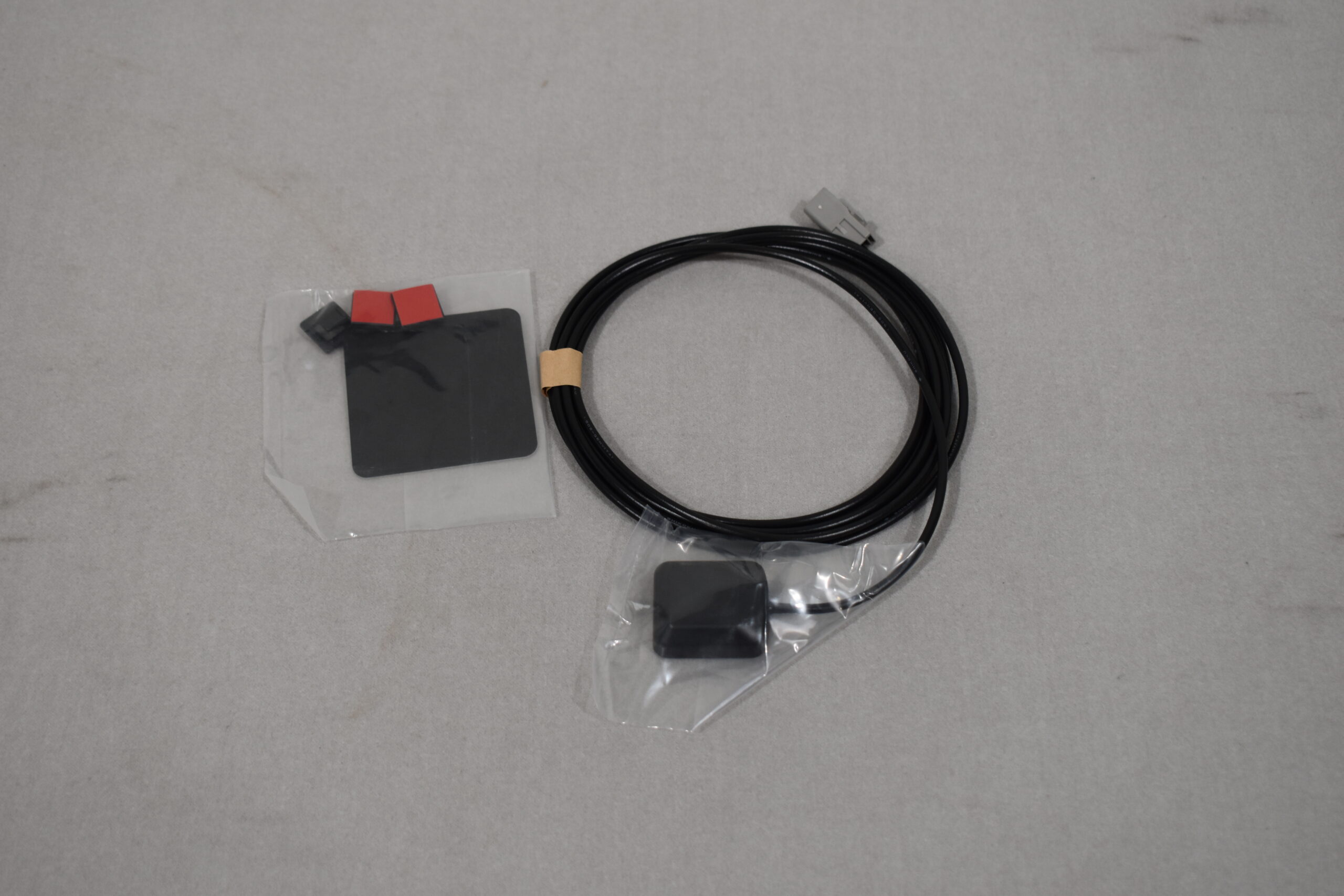 GPS Navi Antenne; Alphatronics Navi X903D – Bild 2