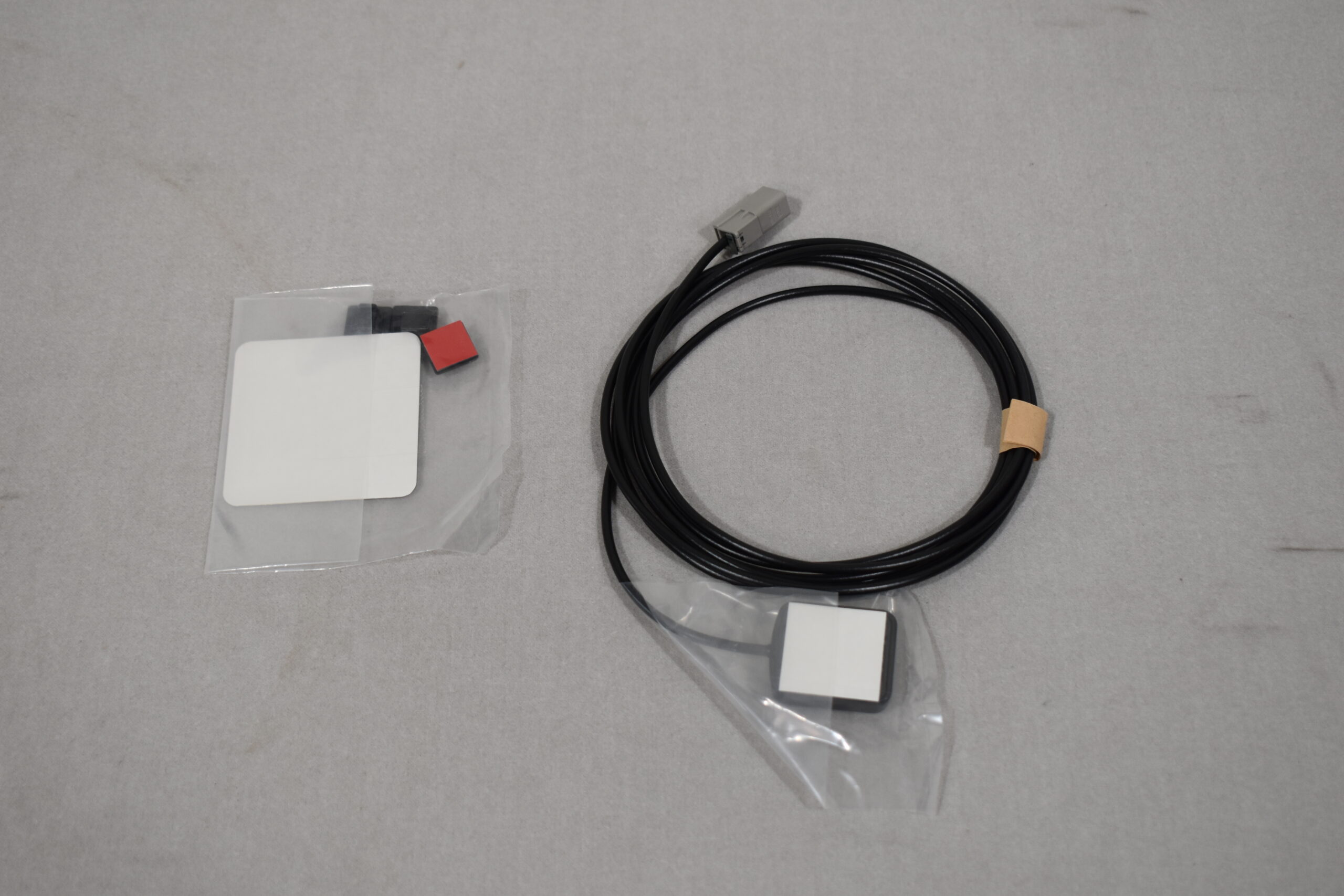 GPS Navi Antenne; Alphatronics Navi X903D – Bild 3