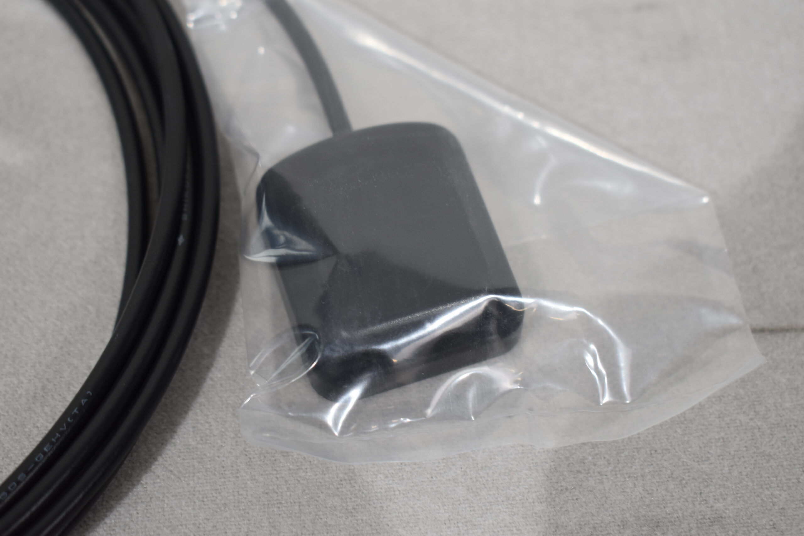 GPS Navi Antenne; Alphatronics Navi X903D – Bild 4