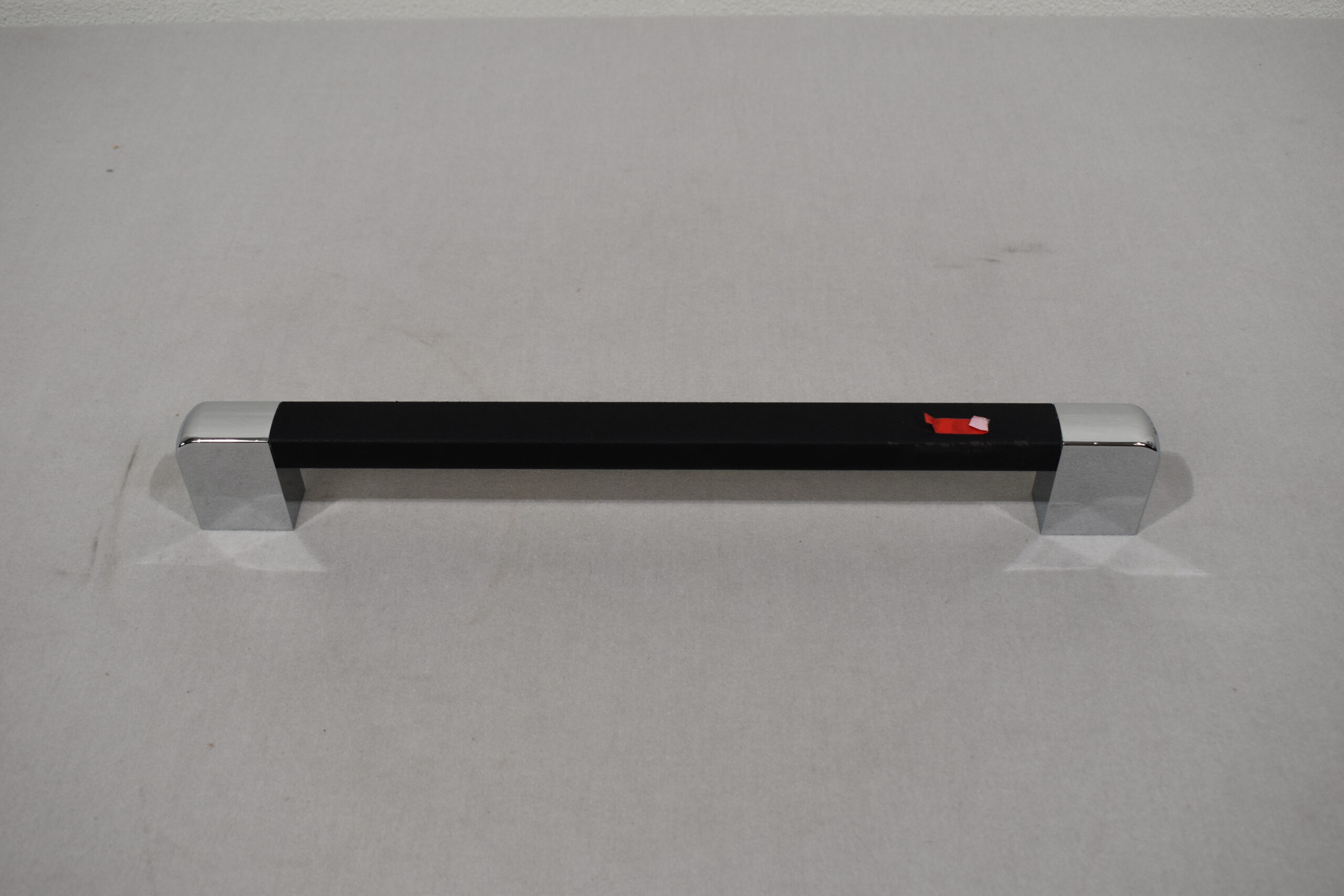 Niesmann und Bischoff Türeinstiegsgriff; schwarz – Bild 2