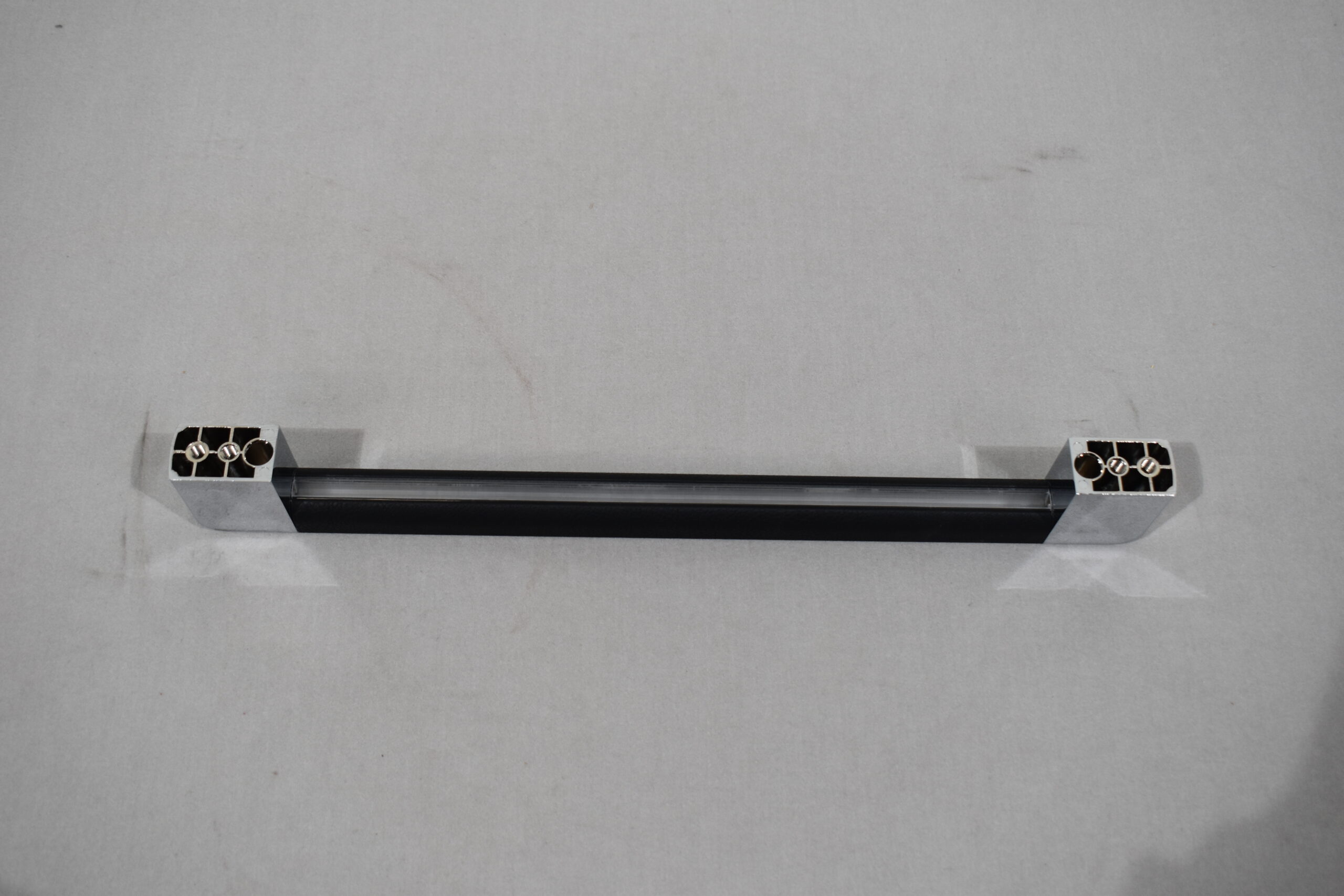 Niesmann und Bischoff Türeinstiegsgriff; schwarz – Bild 5