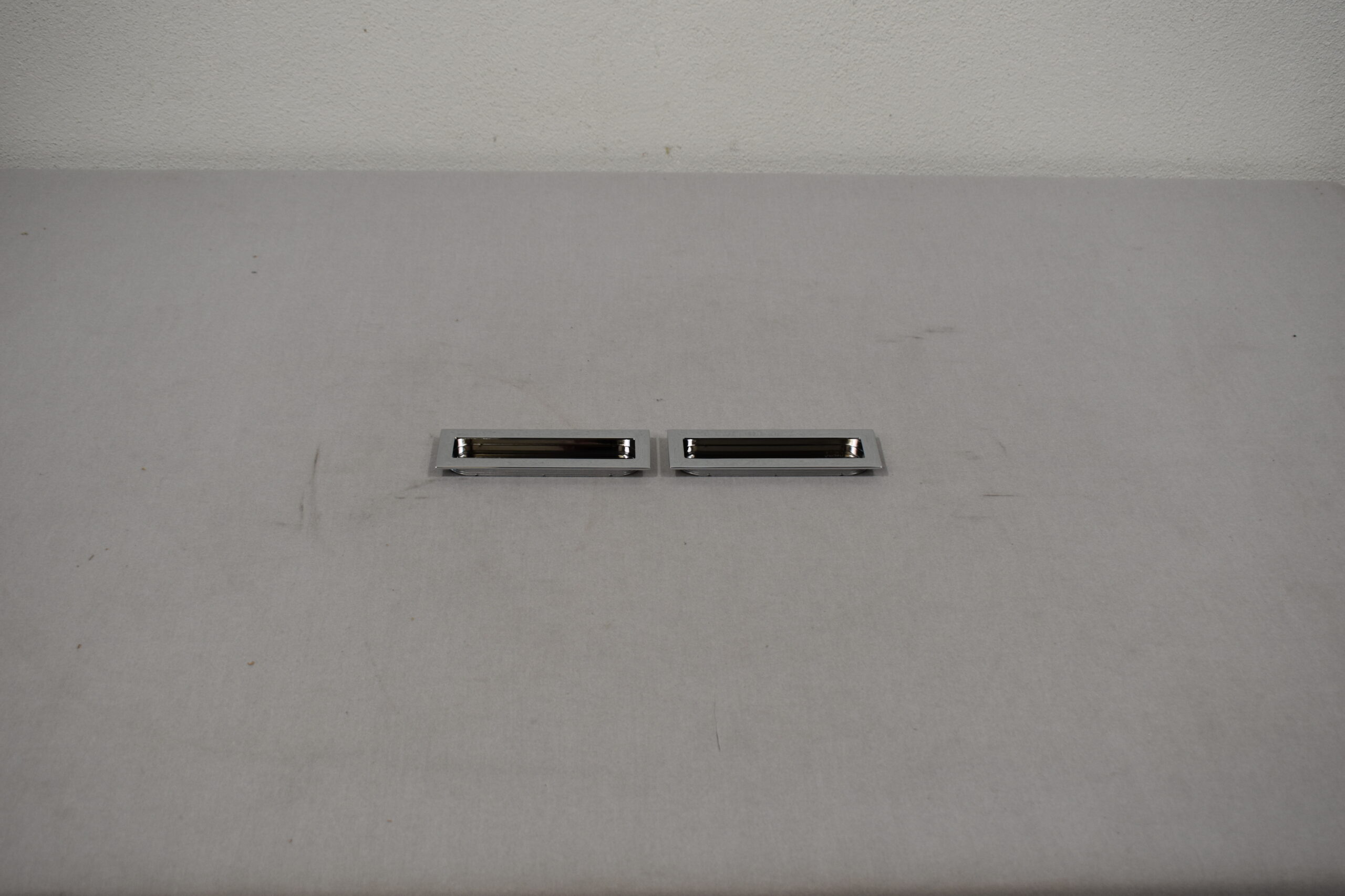 Griffmulde-Paar; chrom