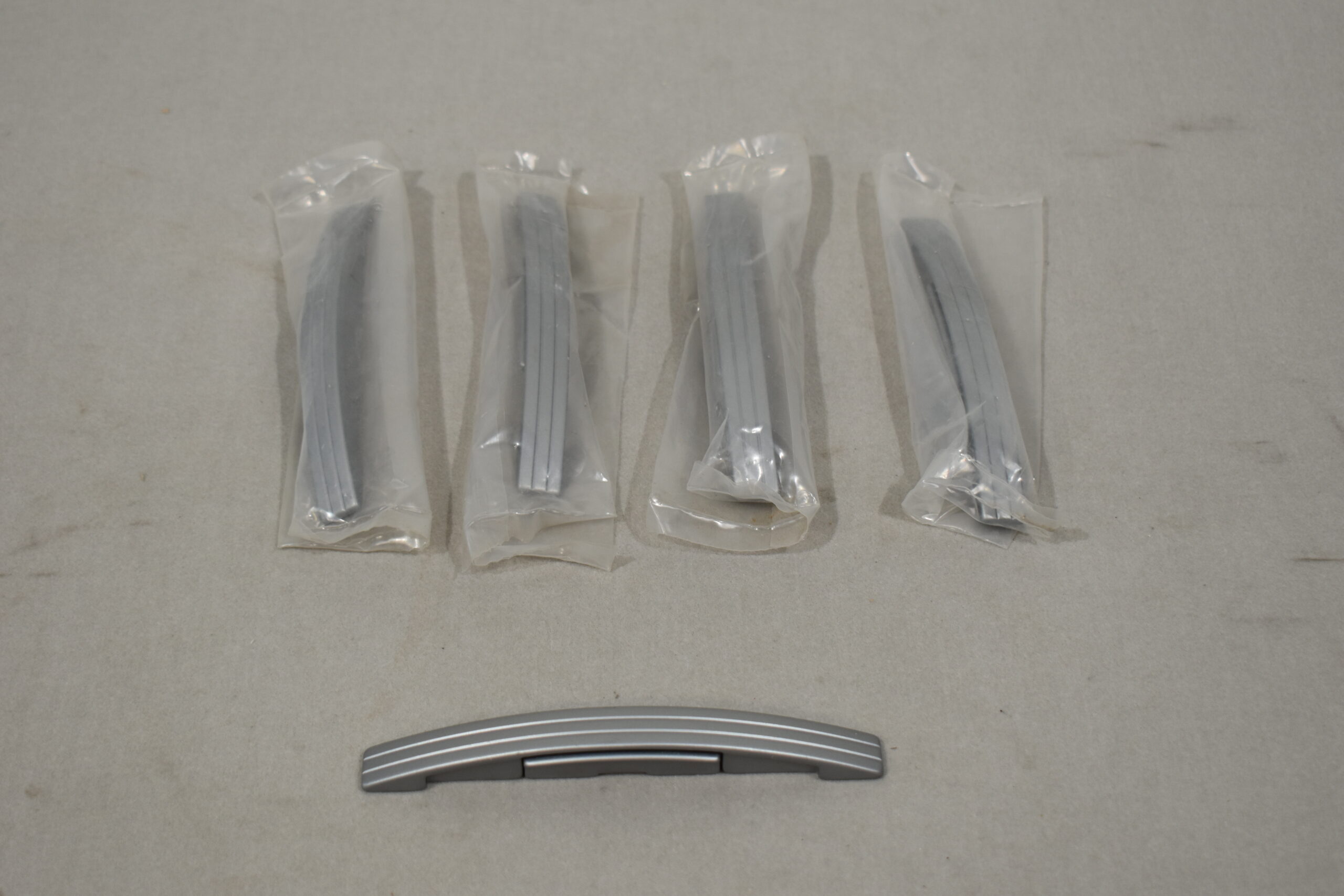 Bügel / Möbelgriff-Set – Bild 2