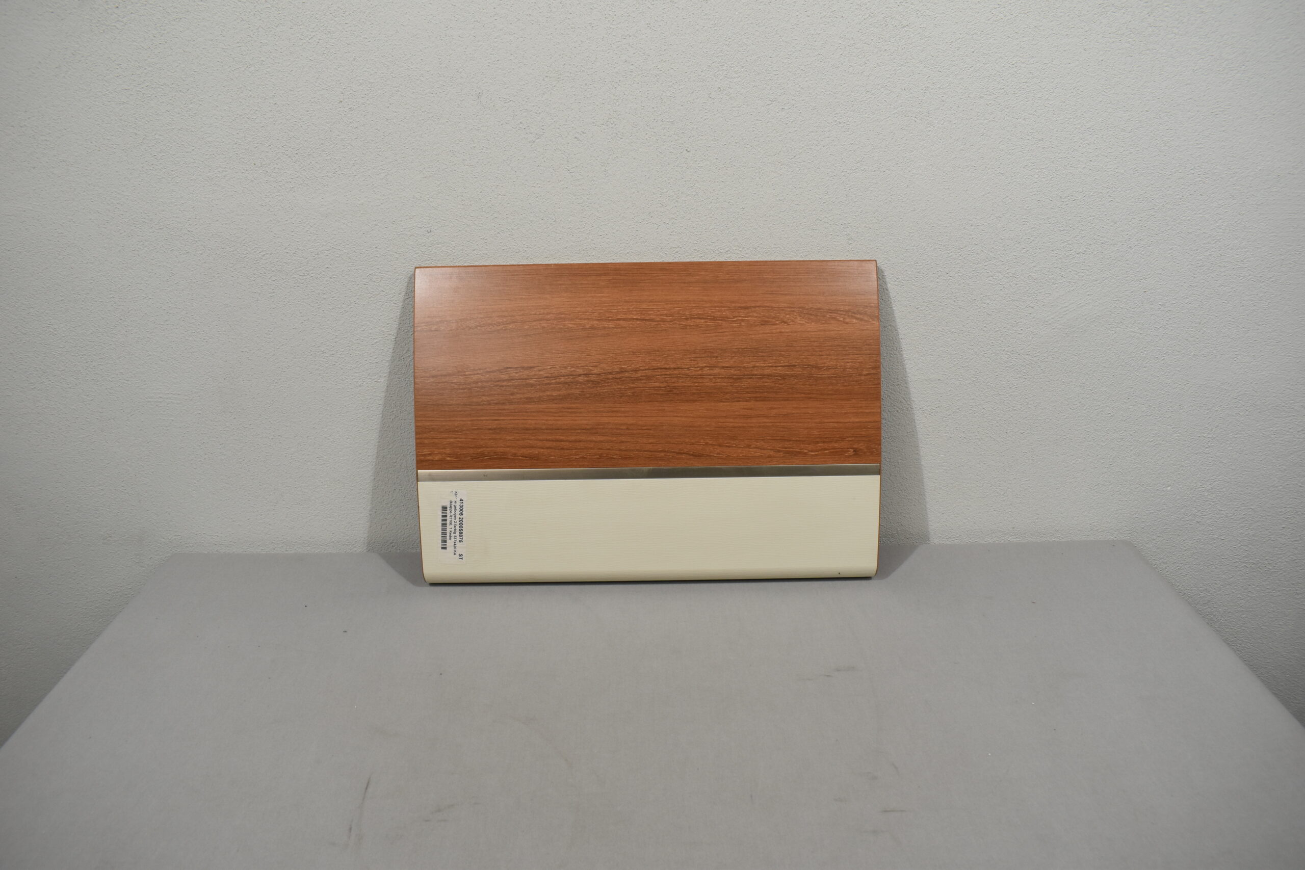 Möbelklappe gebogen; braun-weiß; 420x603mm